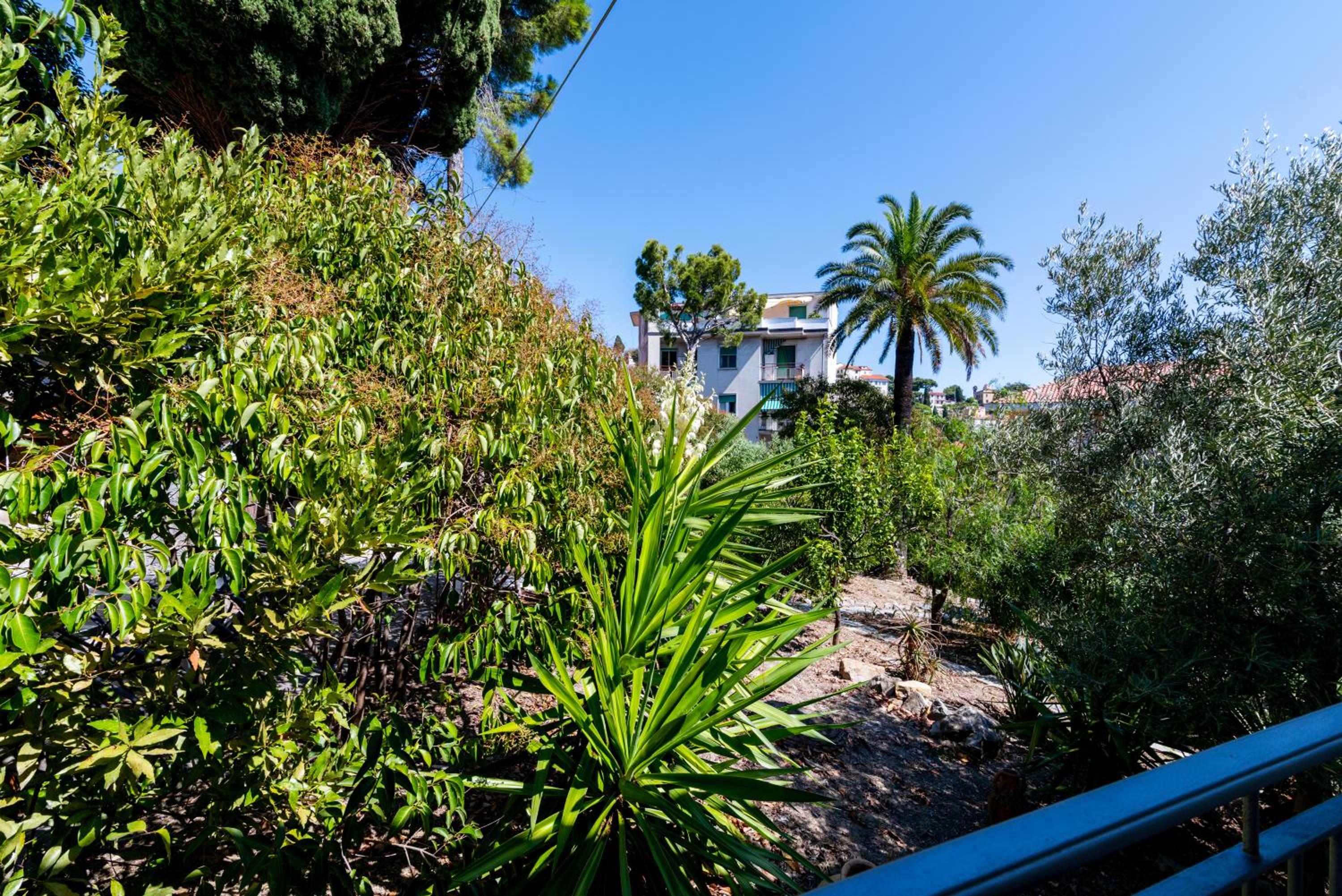Villa Center Sanremo
