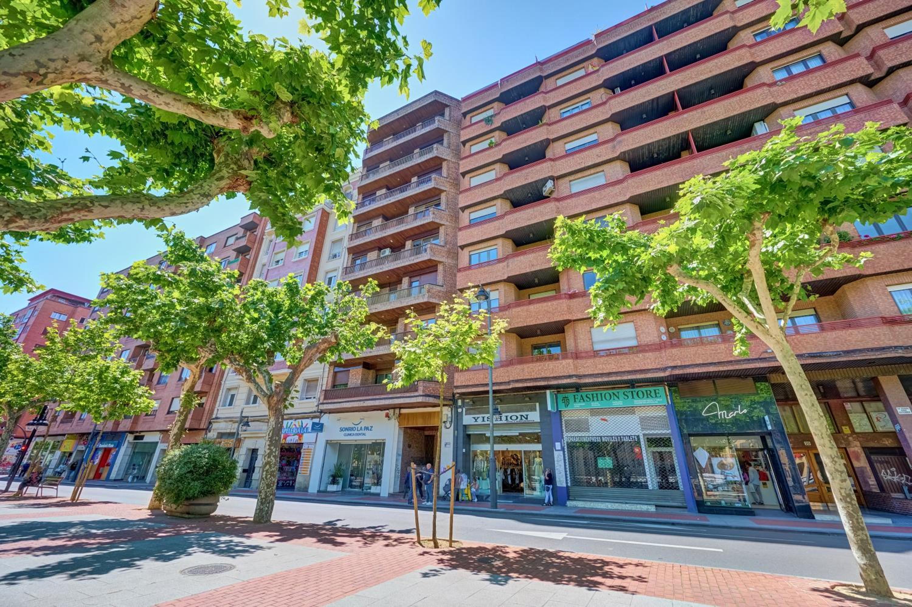 Apartamento Las Terrazas del Ayuntamiento by Clabao