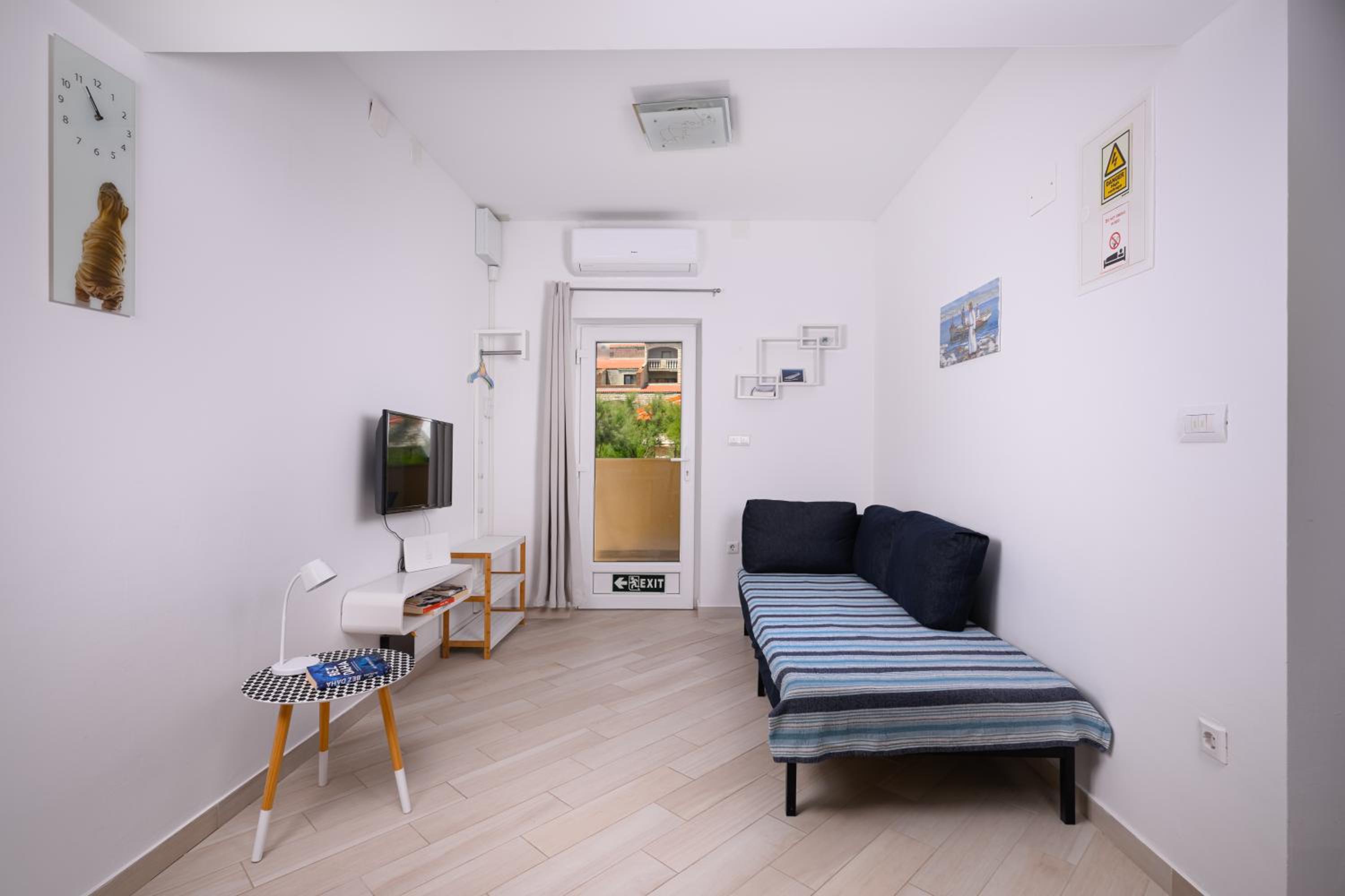 Apartments Mely
