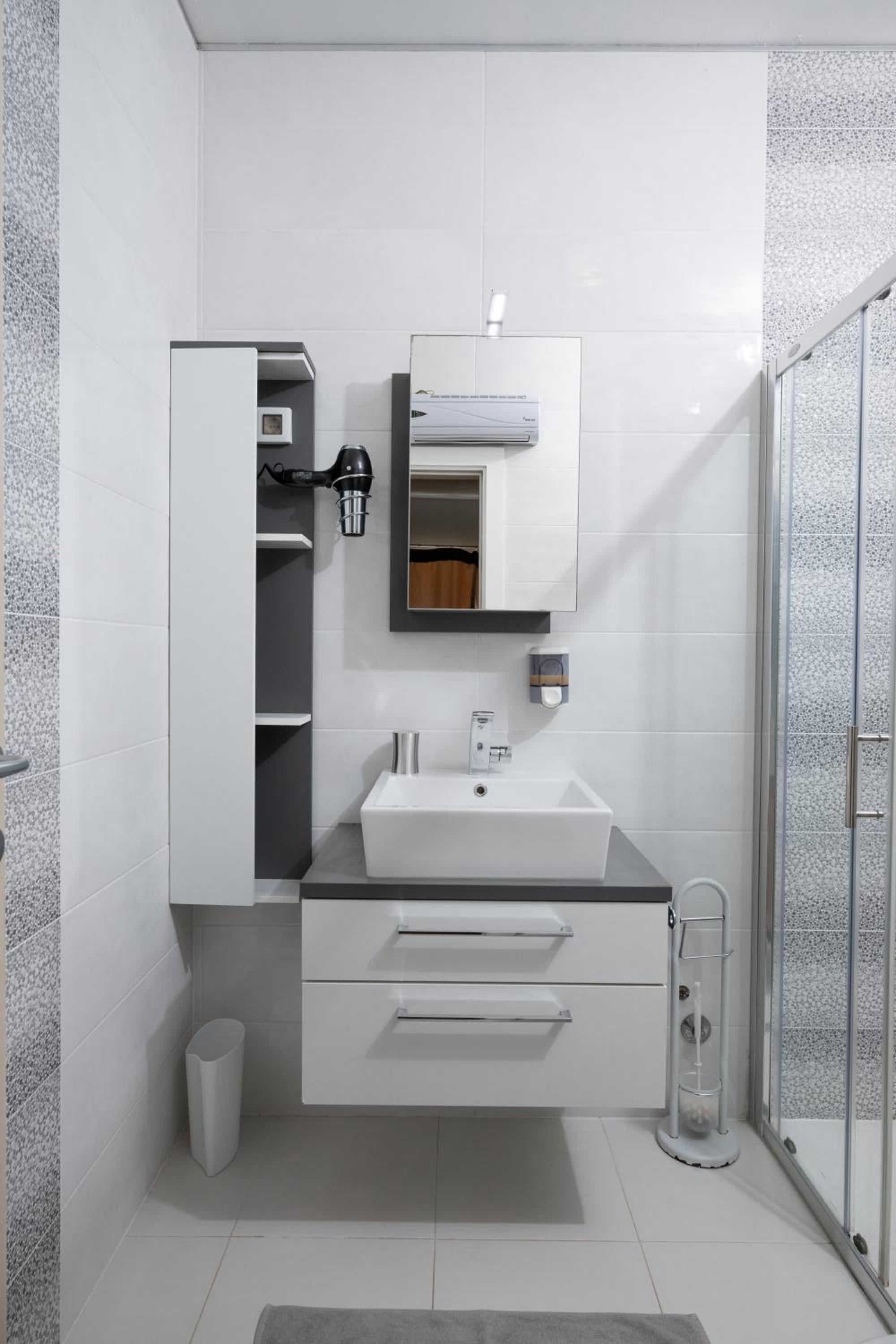 Apartments Mely