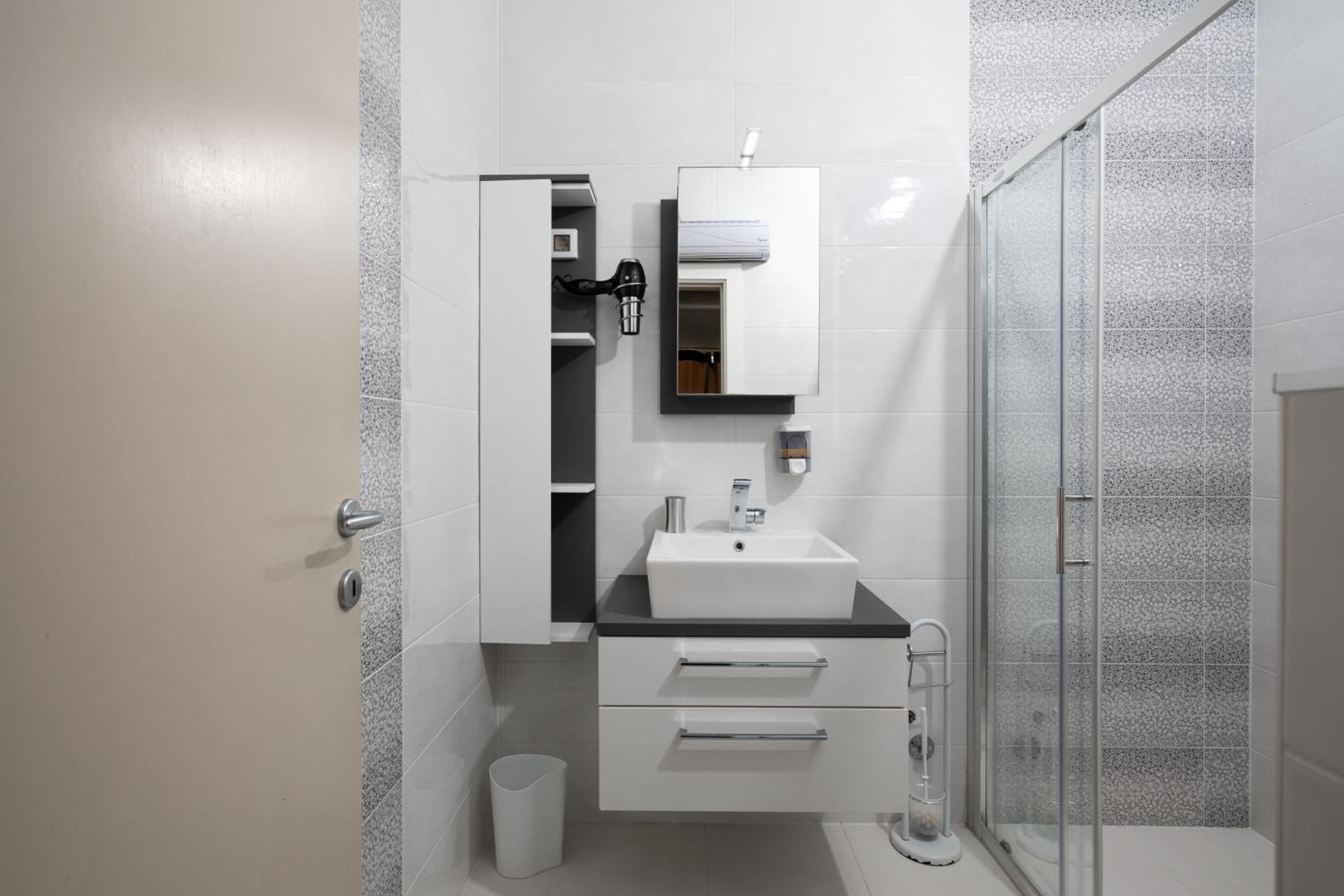 Apartments Mely
