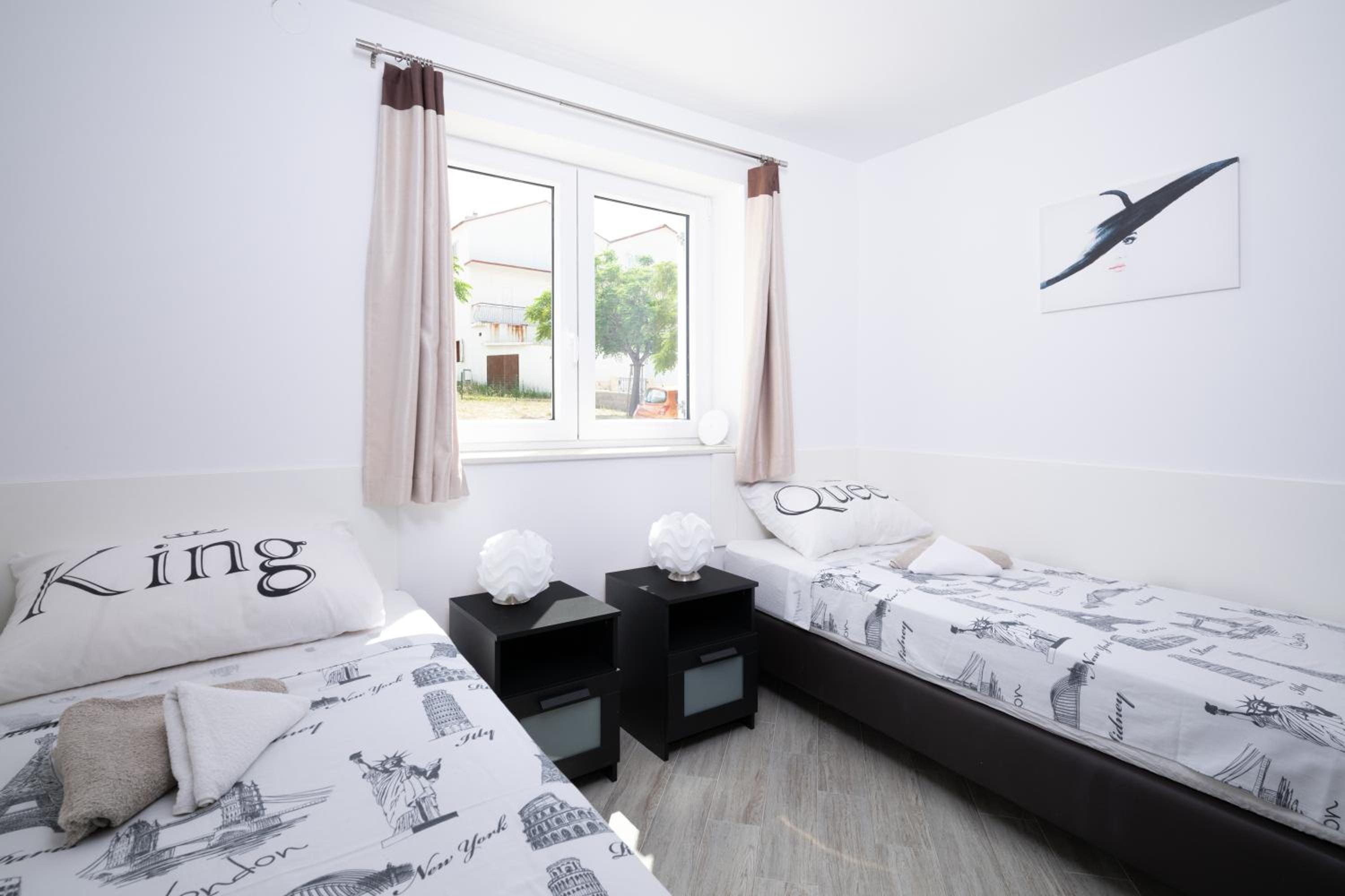 Apartments Mely