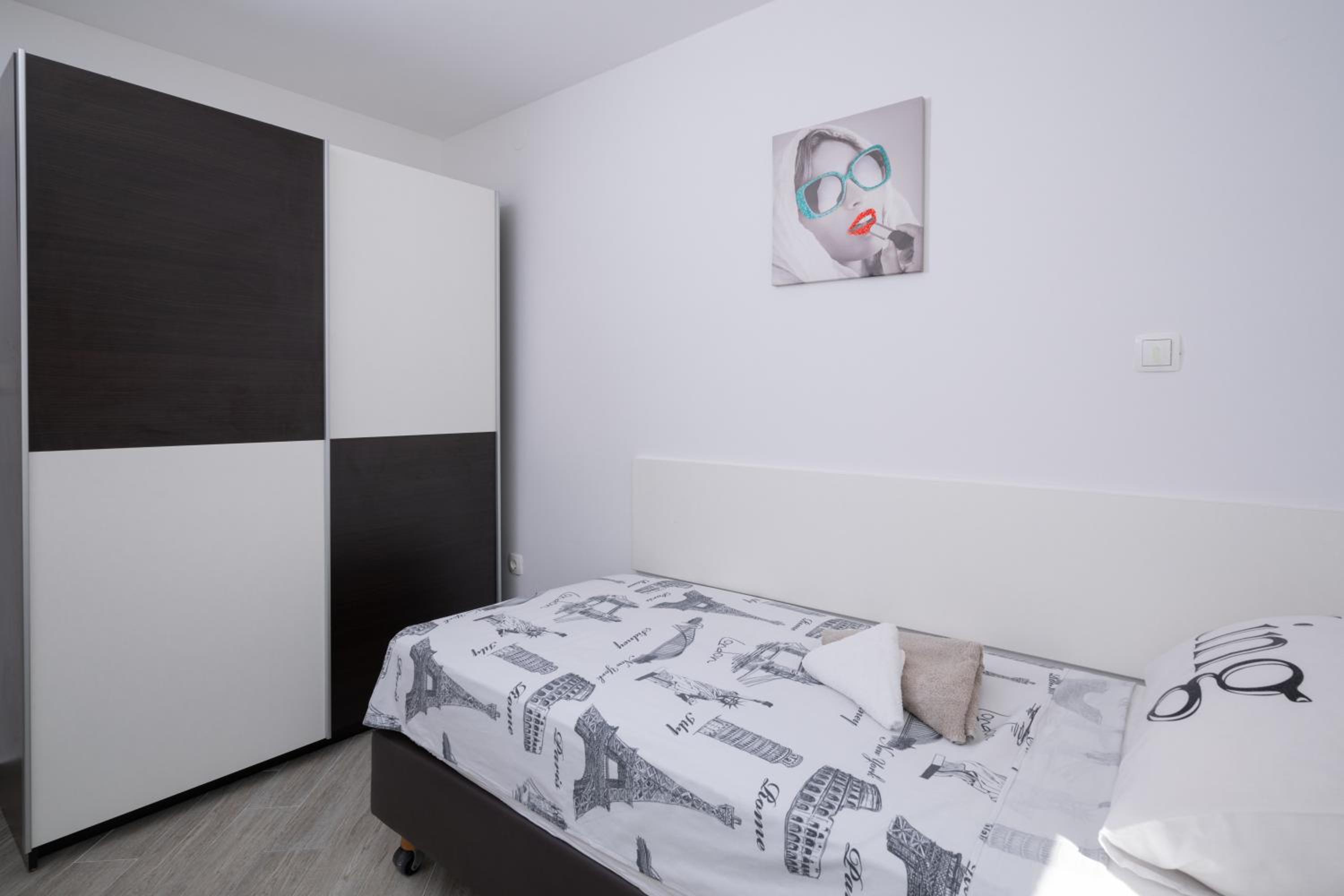 Apartments Mely