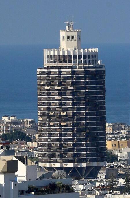 Dizengoff Tower Tel Aviv view 5