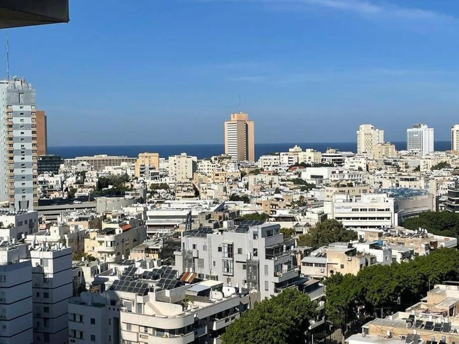 Dizengoff Tower Tel Aviv view 2
