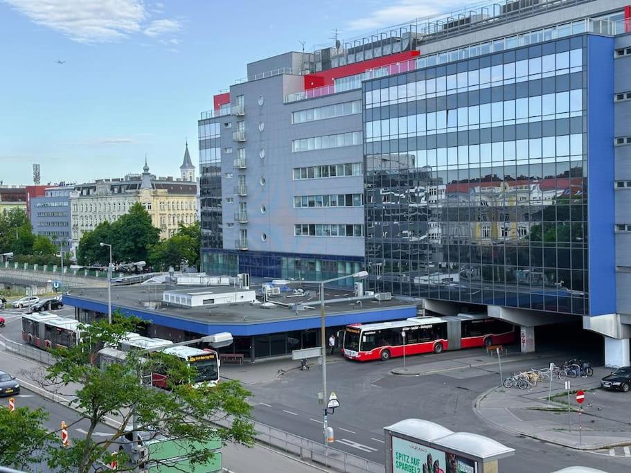 Wohnung direkt bei Schönbrunn!