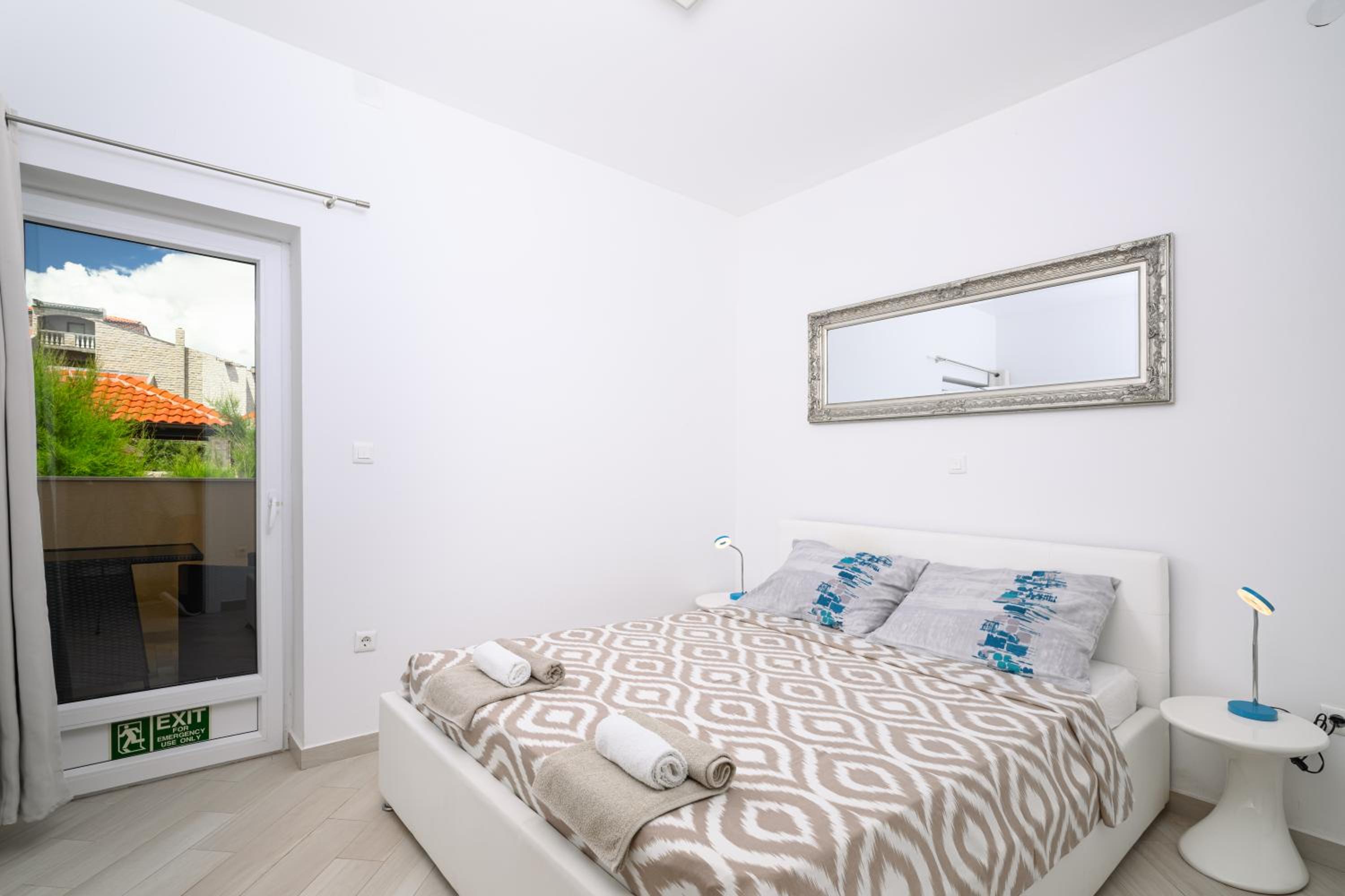 Apartments Mely