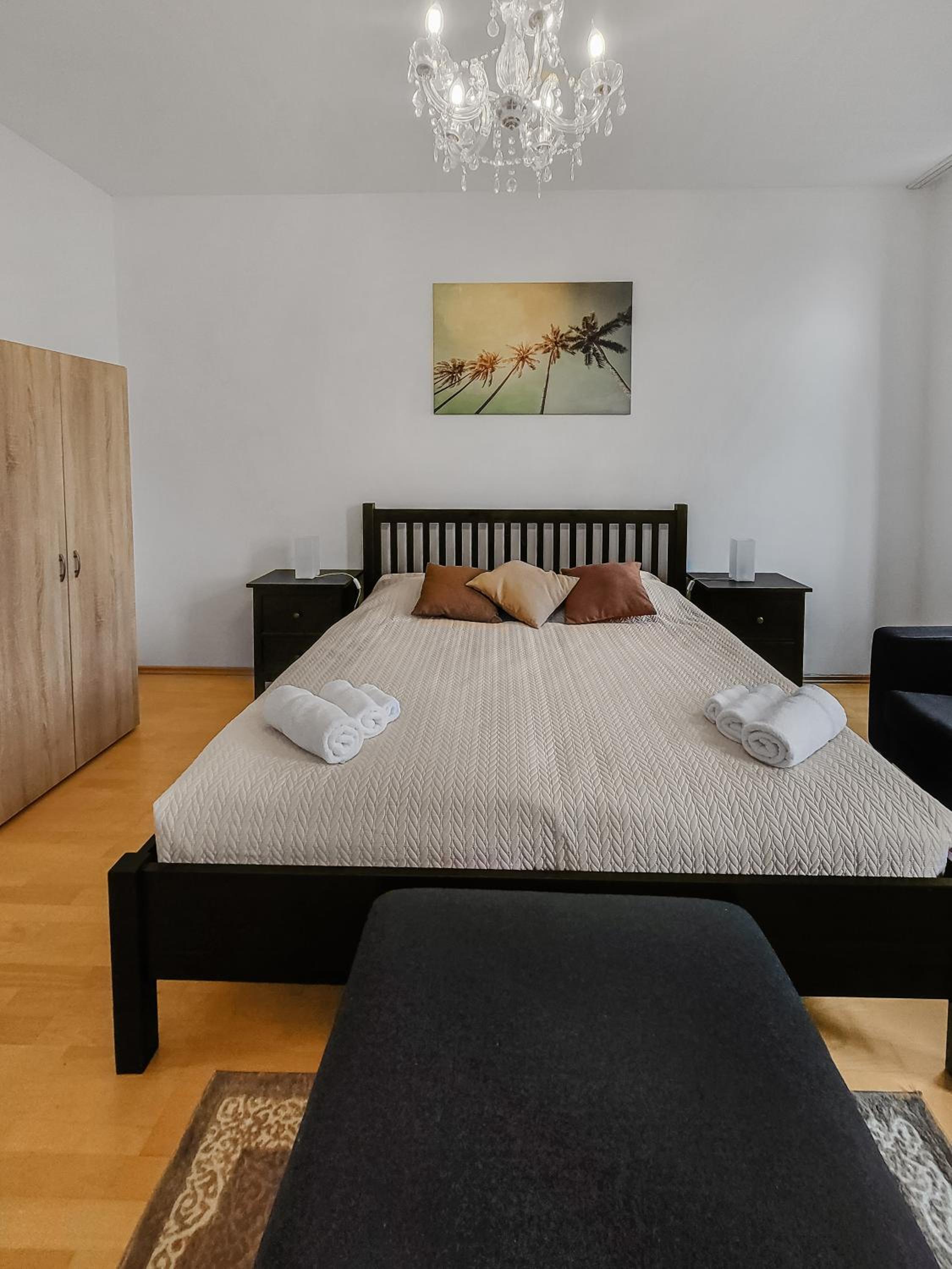 Three King-Size Beds, Three Bedrooms