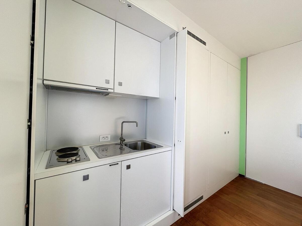 Apartment Long Beach with sauna and garage