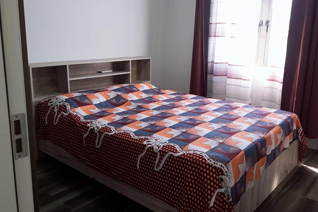 3 bedroom apartment photo 5