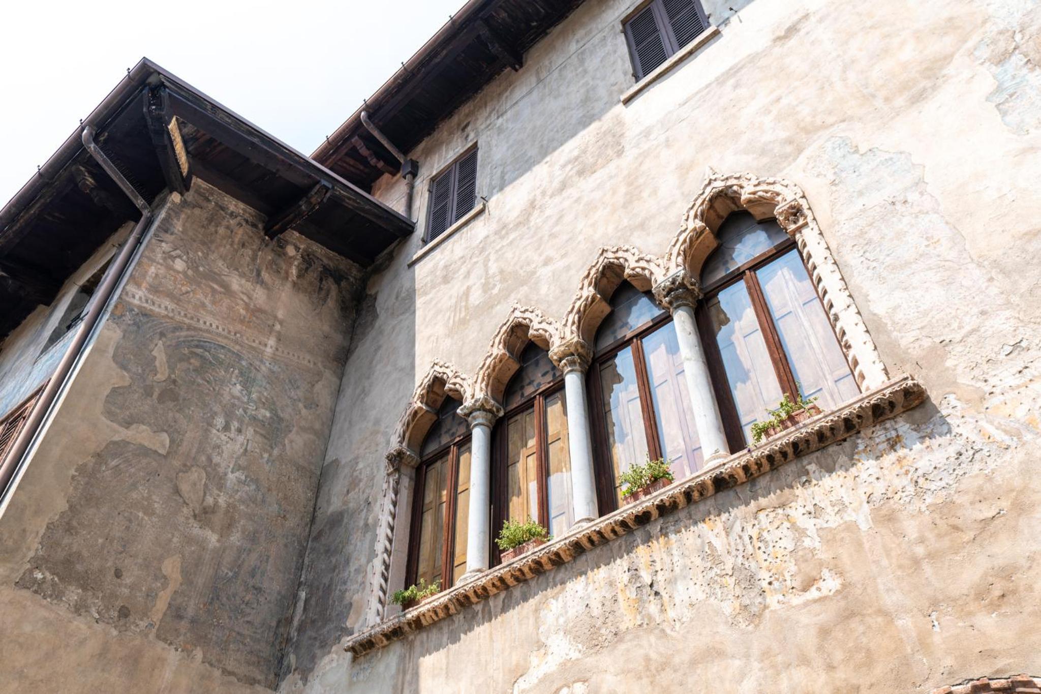 Hotel Palazzo delle Guglie - Residenze - Image 1