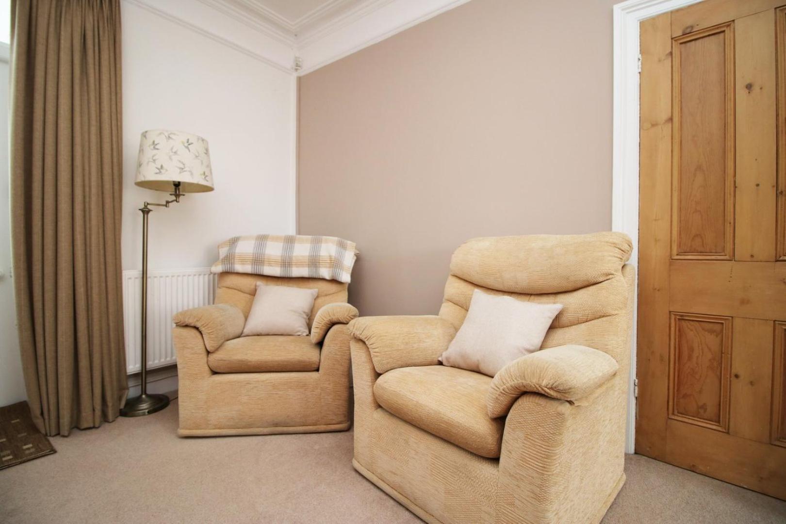 Quiet and Spacious 3 Bedroom view 5