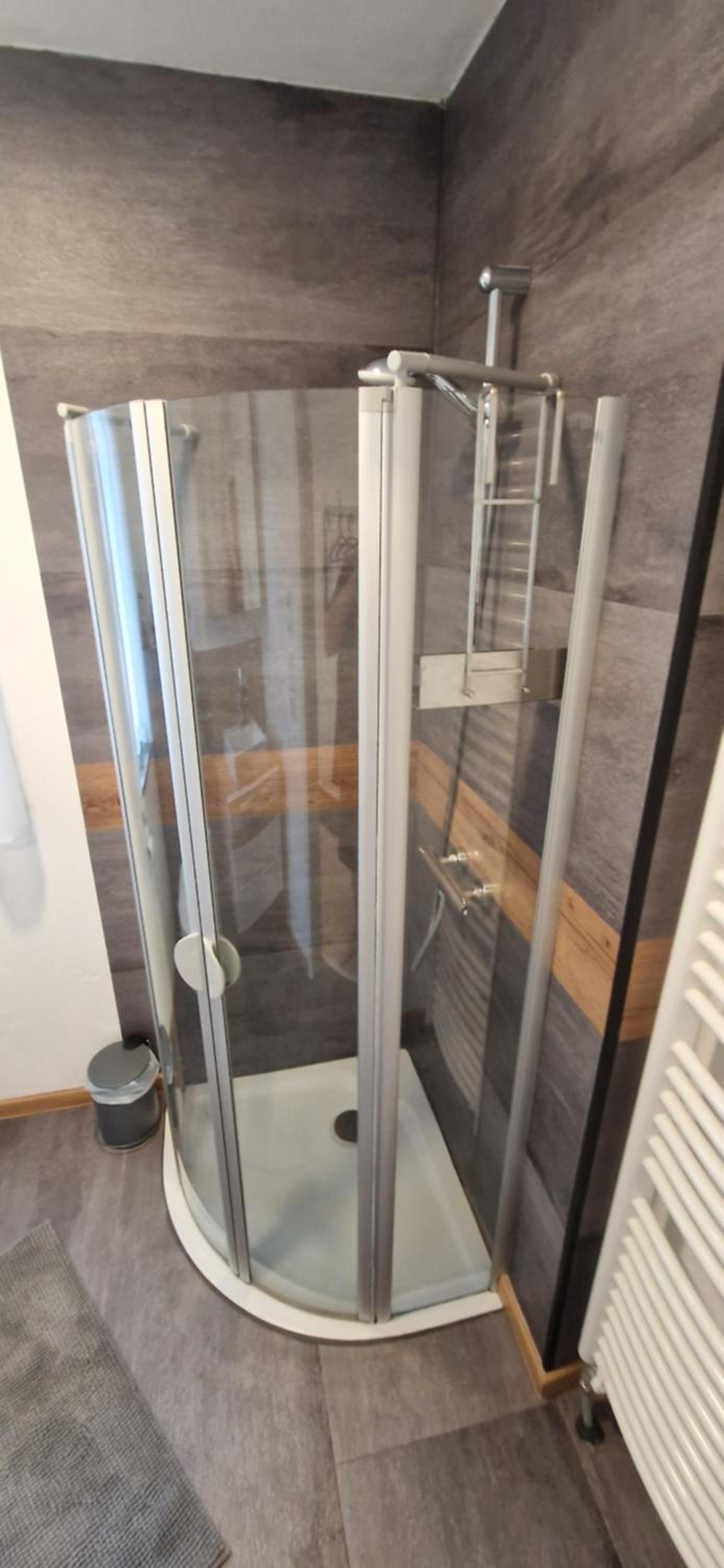 Appartment-Ferienwohnung mit Küche, Bad, WLAN, Klimaanlage, Modern eingerichtet
