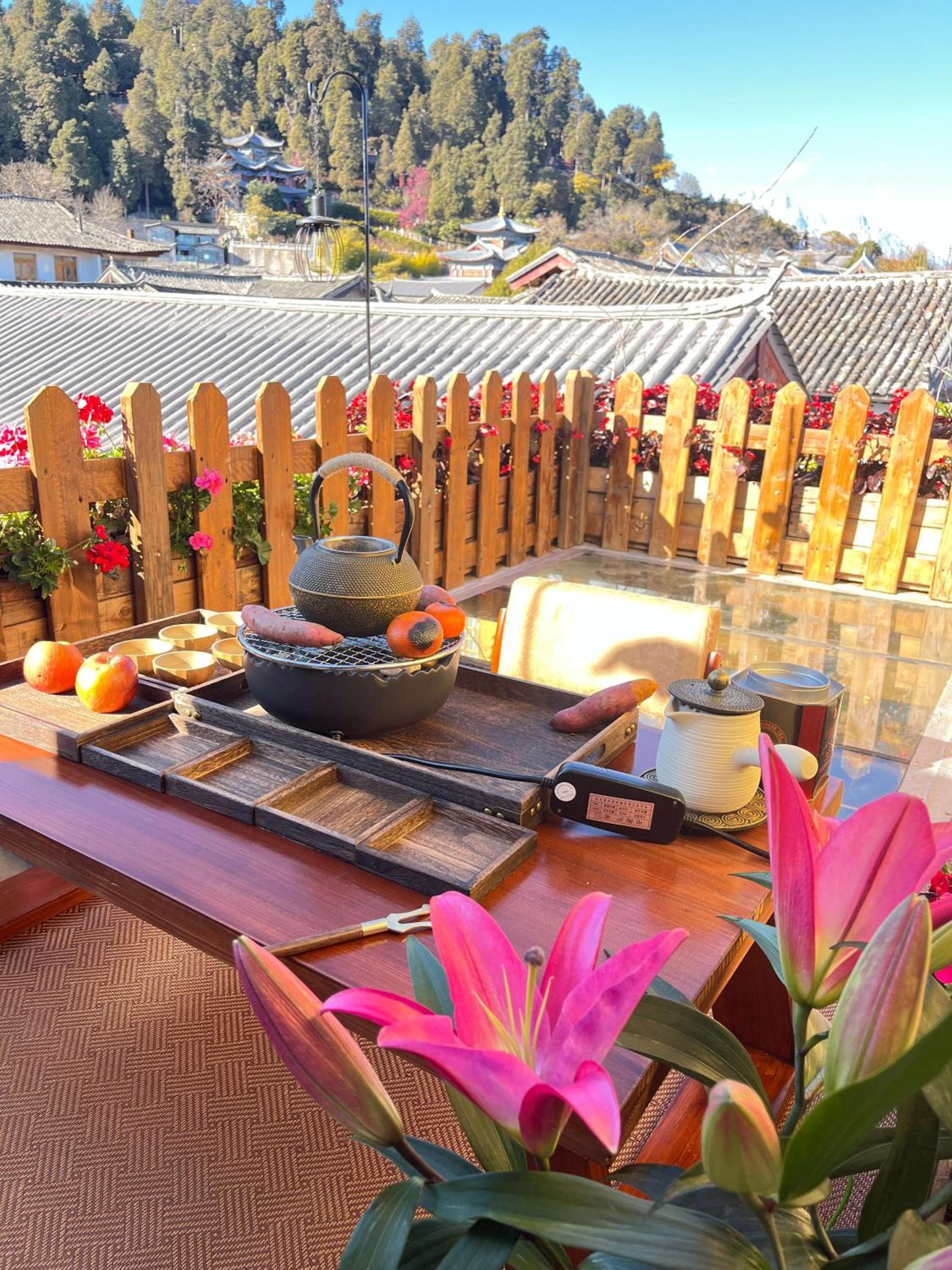 Lijiang Old Town Meiliju View Inn