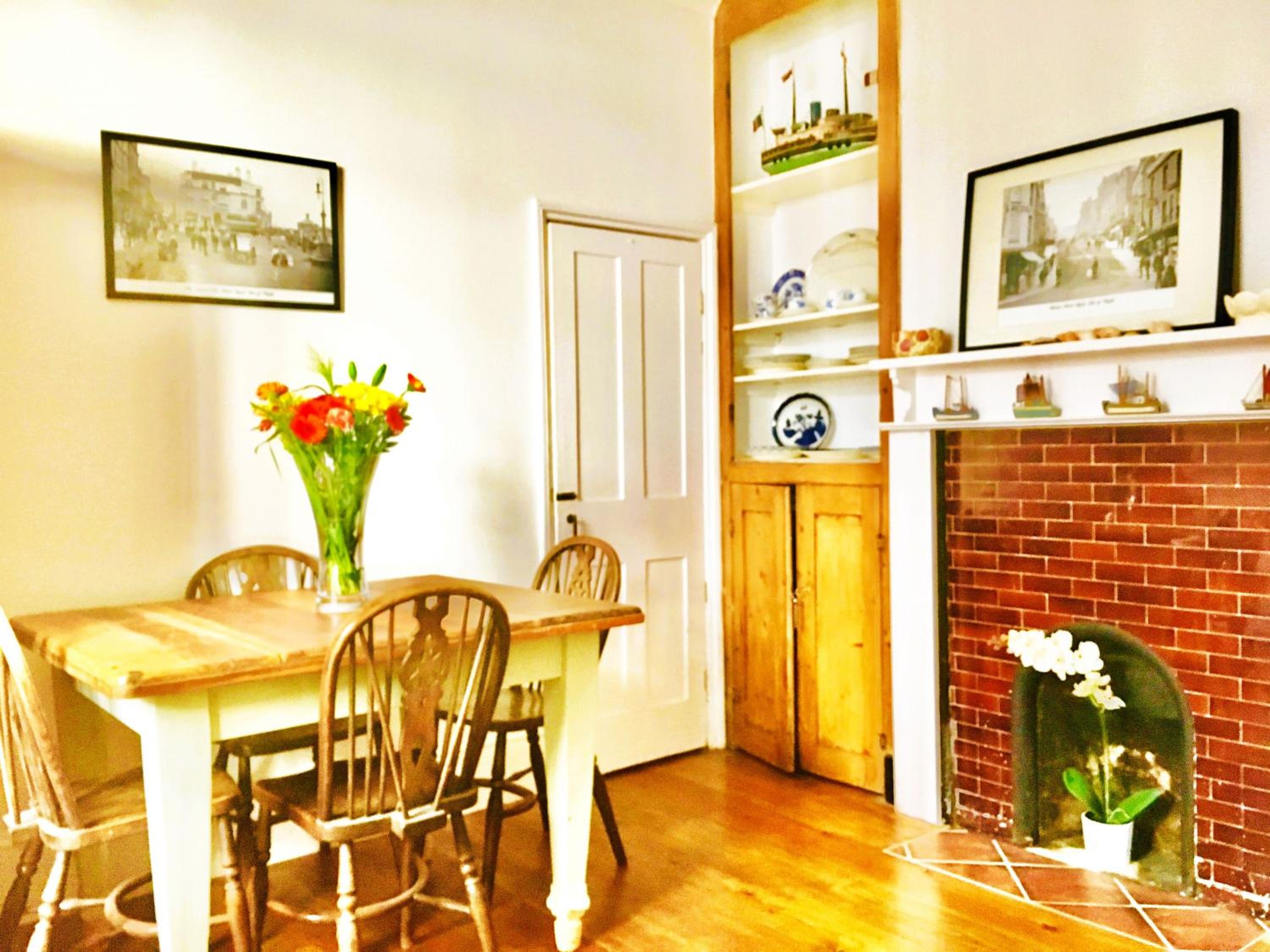 Zeta Cottage