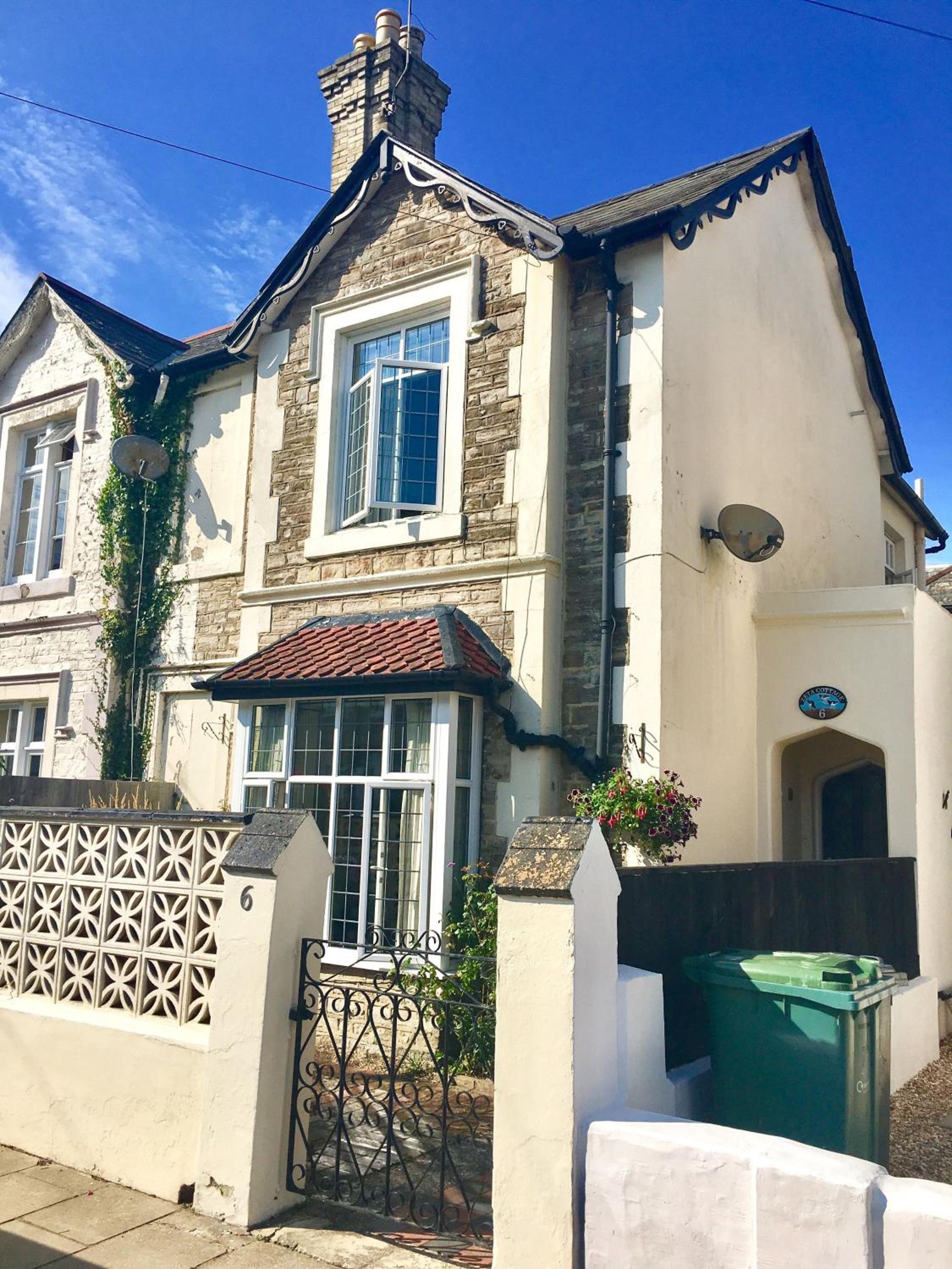 Zeta Cottage