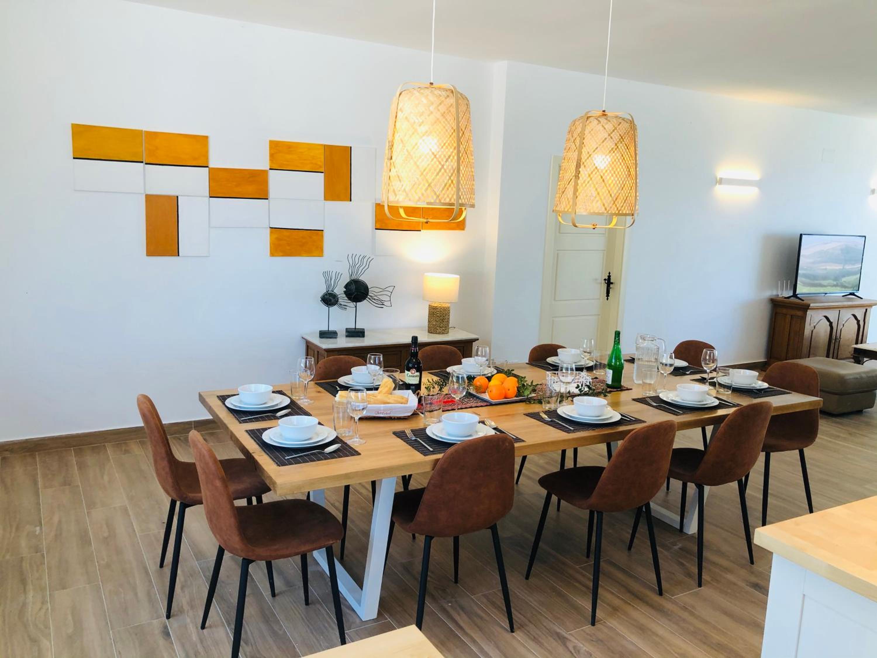 FUENTEMEDINA Moderna casa de campo en un olivar