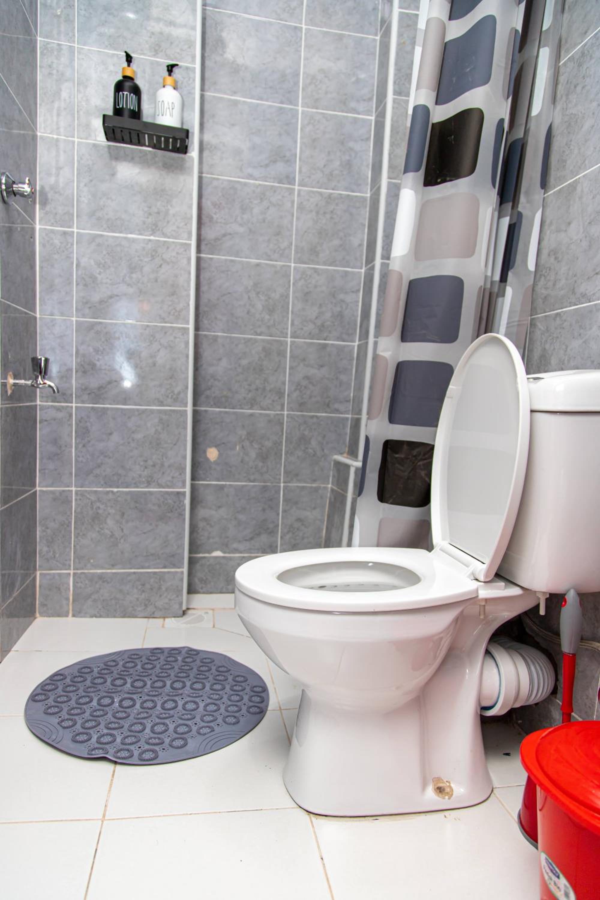 CynRose Suites