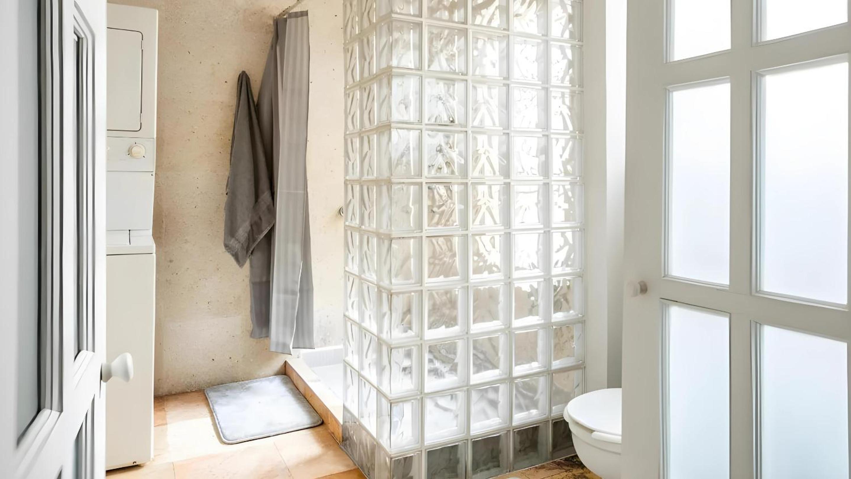 Cozy Condesa Studio w Private patio on Amsterdam! photo 3