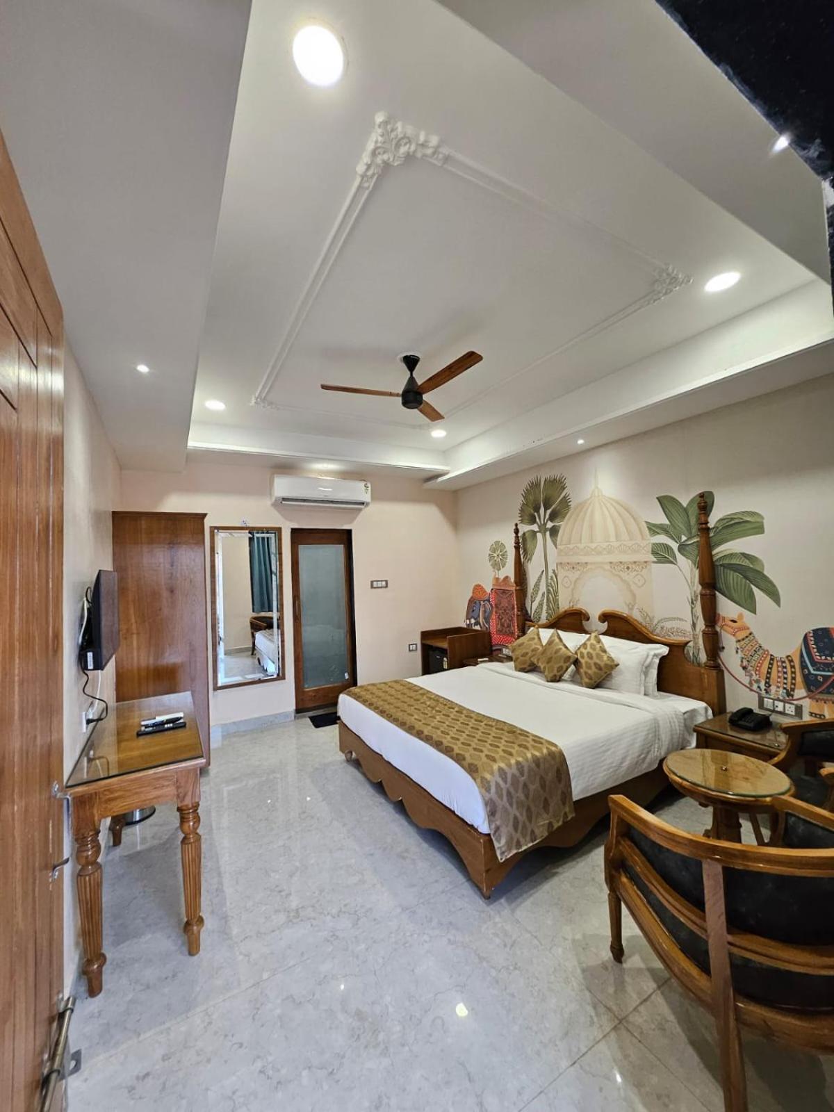 THE MEWAR PALACE AND RESORT view 3