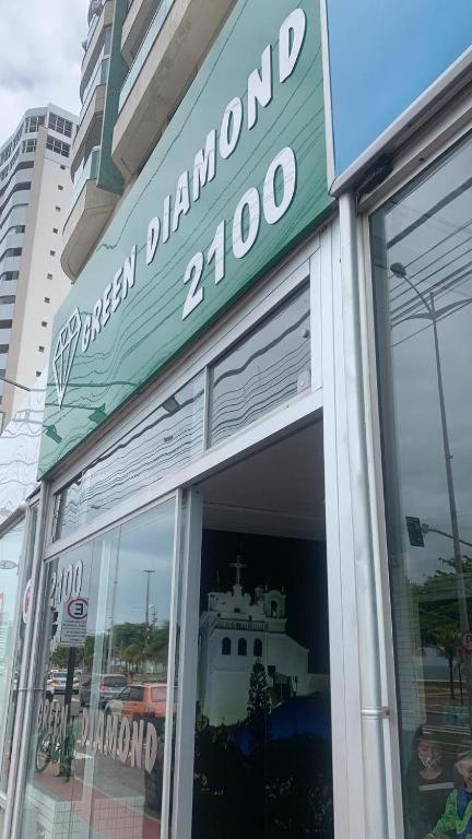 Flat Frente Mar com Varanda