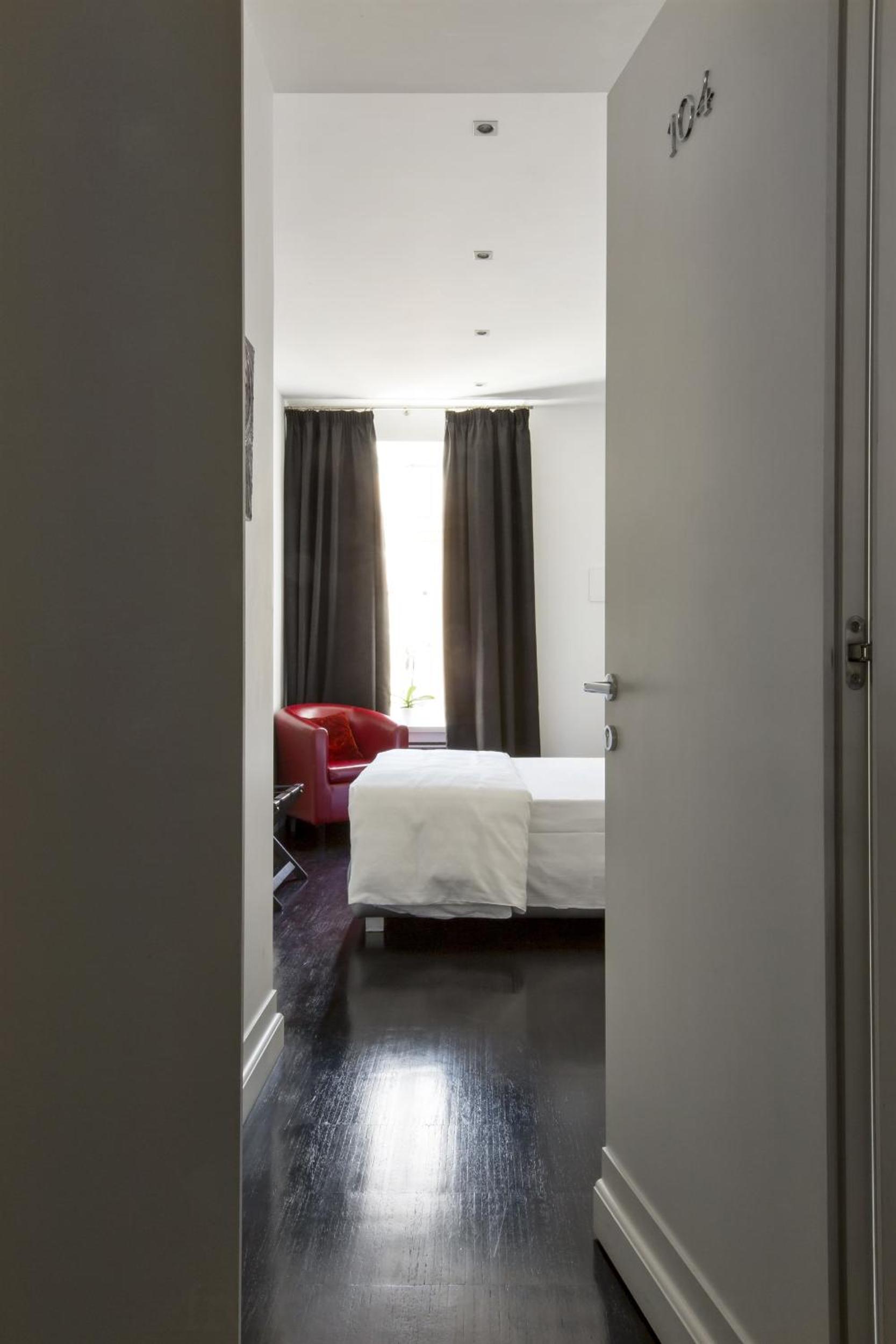Xenia Guest House