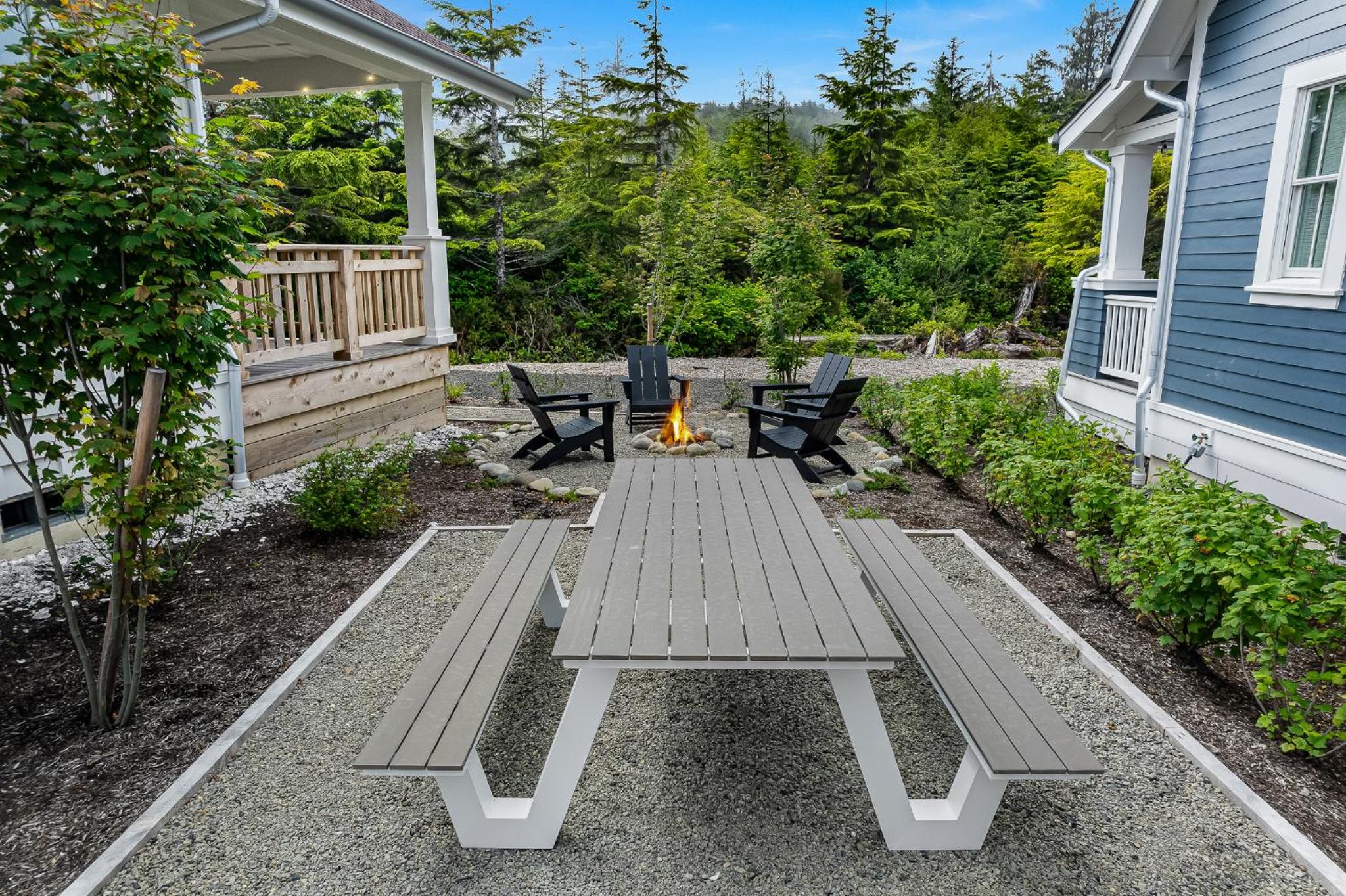 WoodSea Owl by Seabrook Hospitality view 3