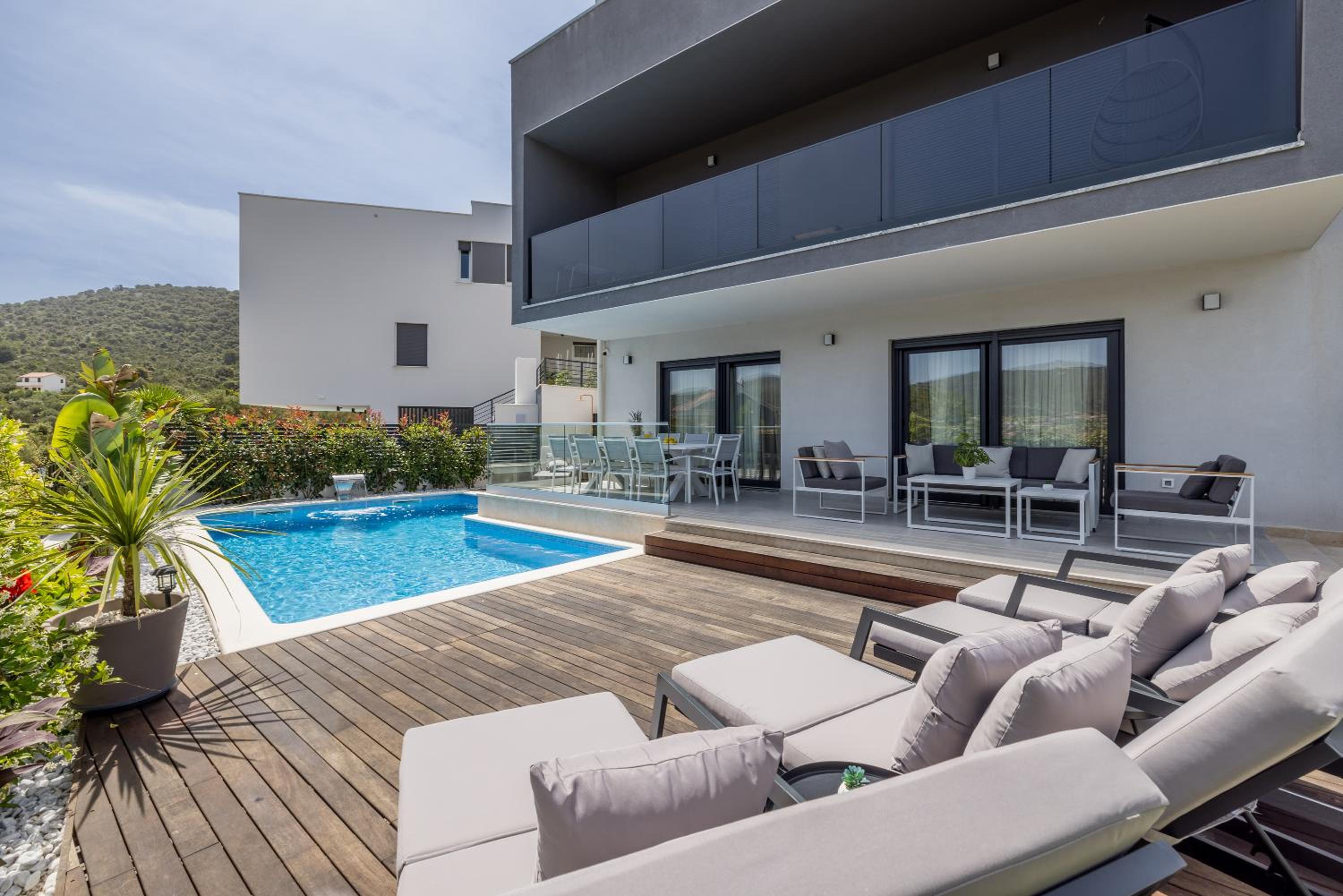 Villa ToDo with heated pool and jacuzzi