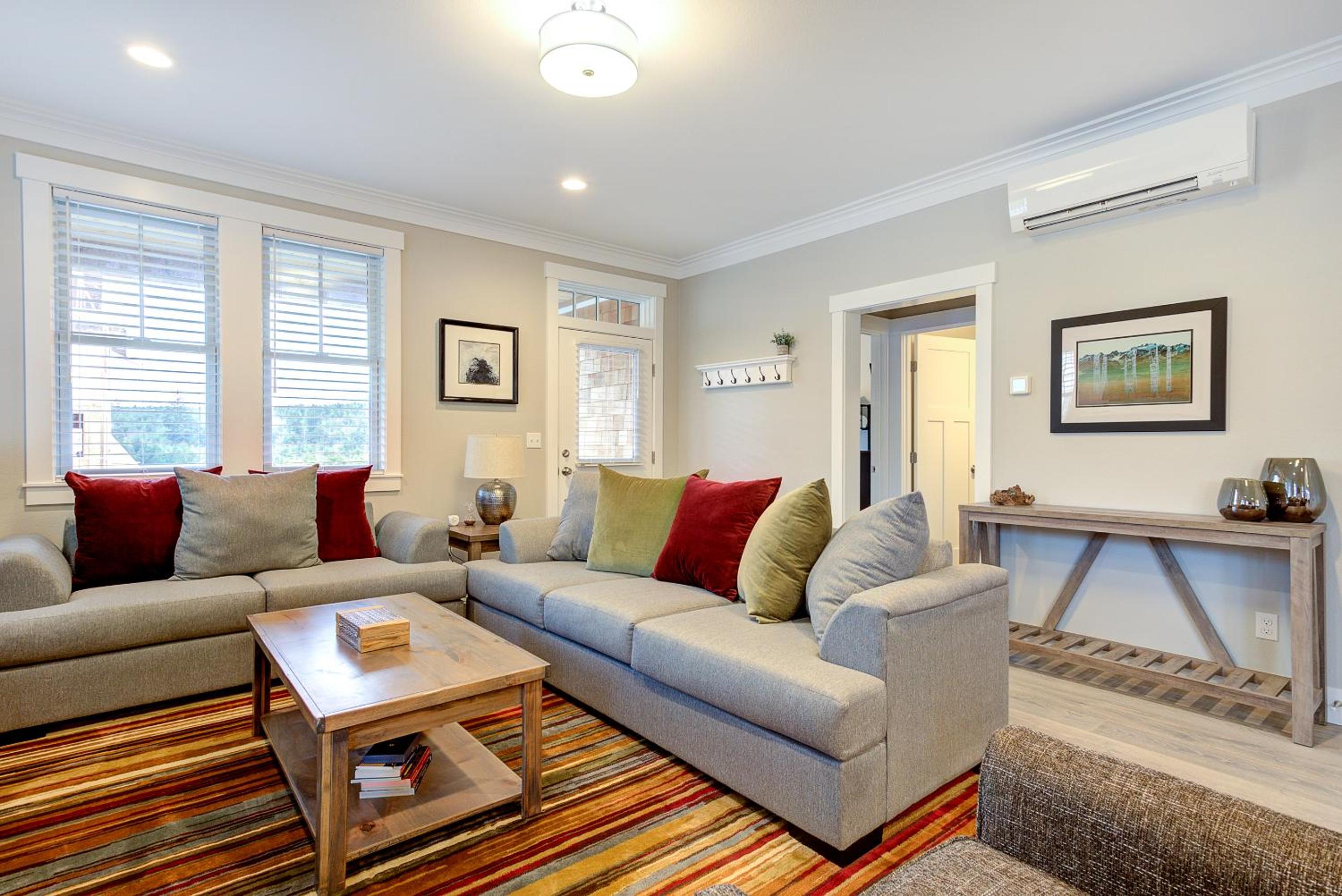 TLSea by Seabrook Hospitality