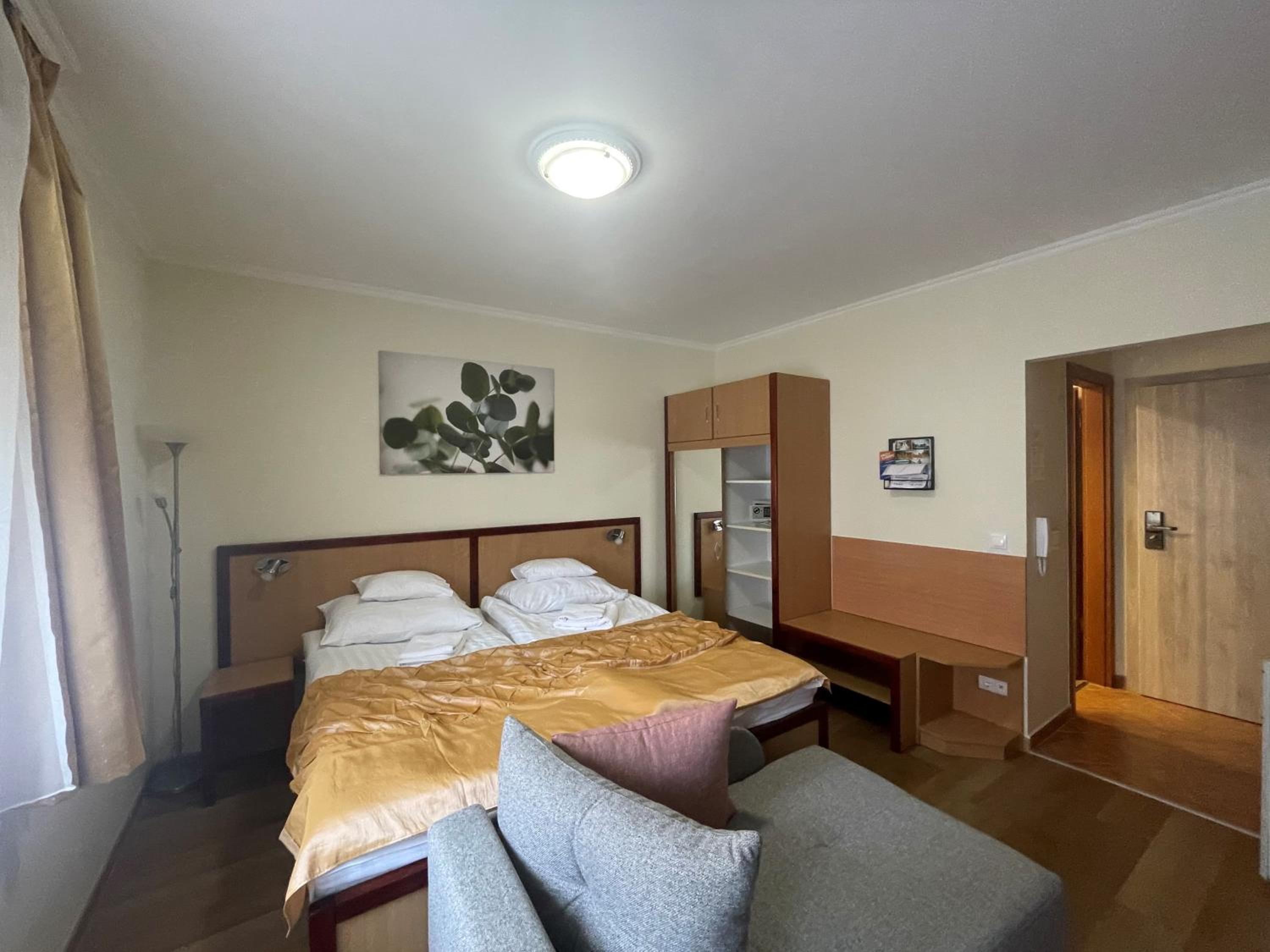 Termál Schmitz Apartmanok B5 view 3