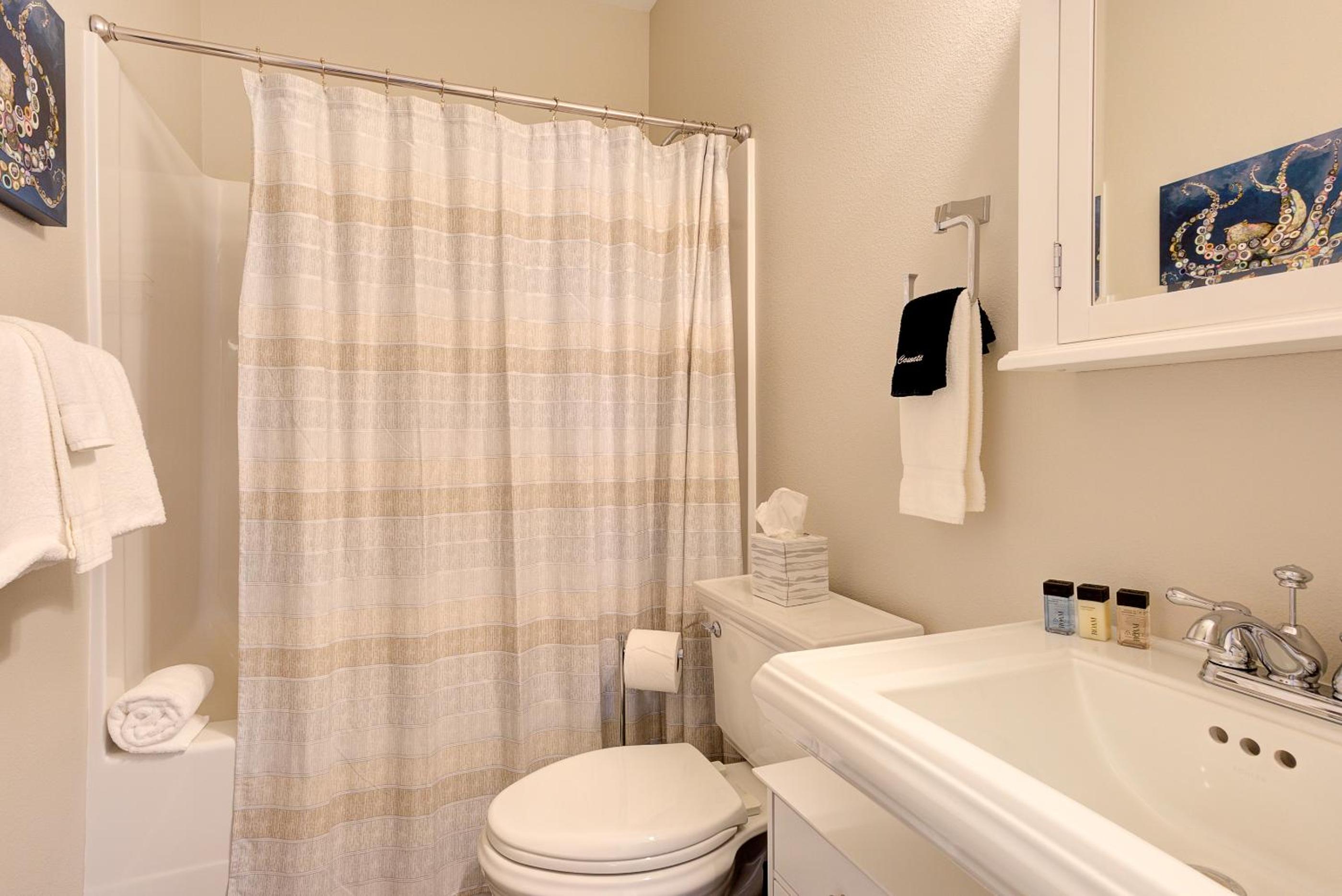 TLSea by Seabrook Hospitality