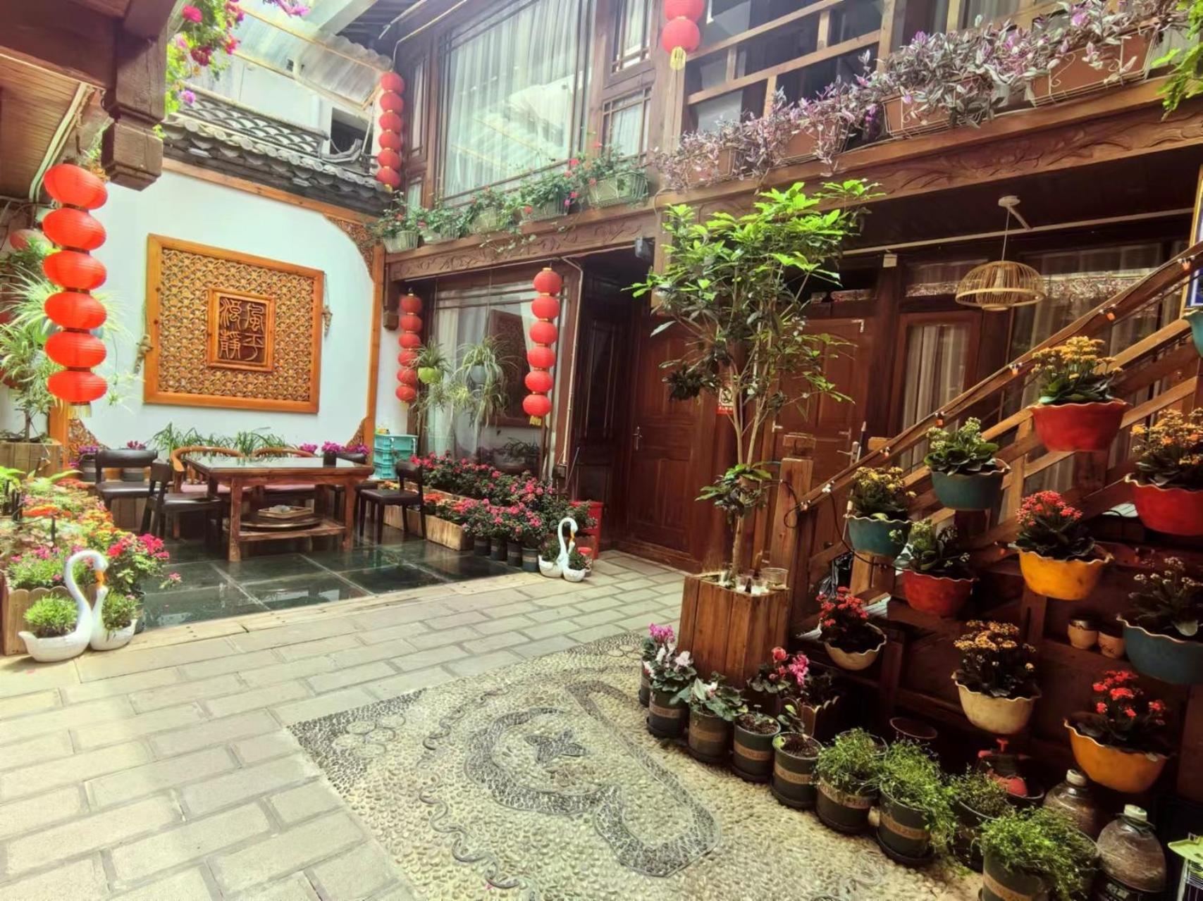 Lijiang Old Town Meiliju View Inn