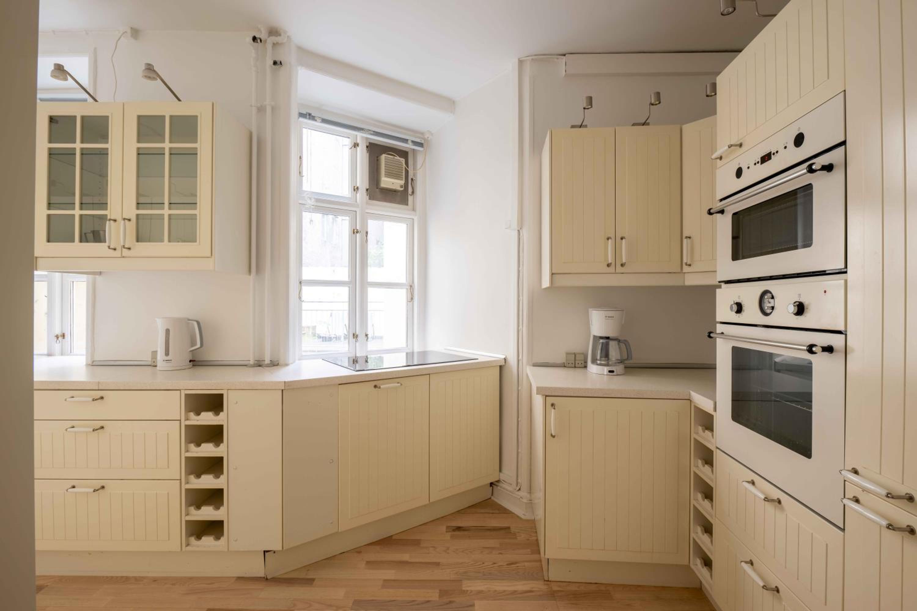 Spacious Tivoli Gardens Apartment w 3 bedrooms