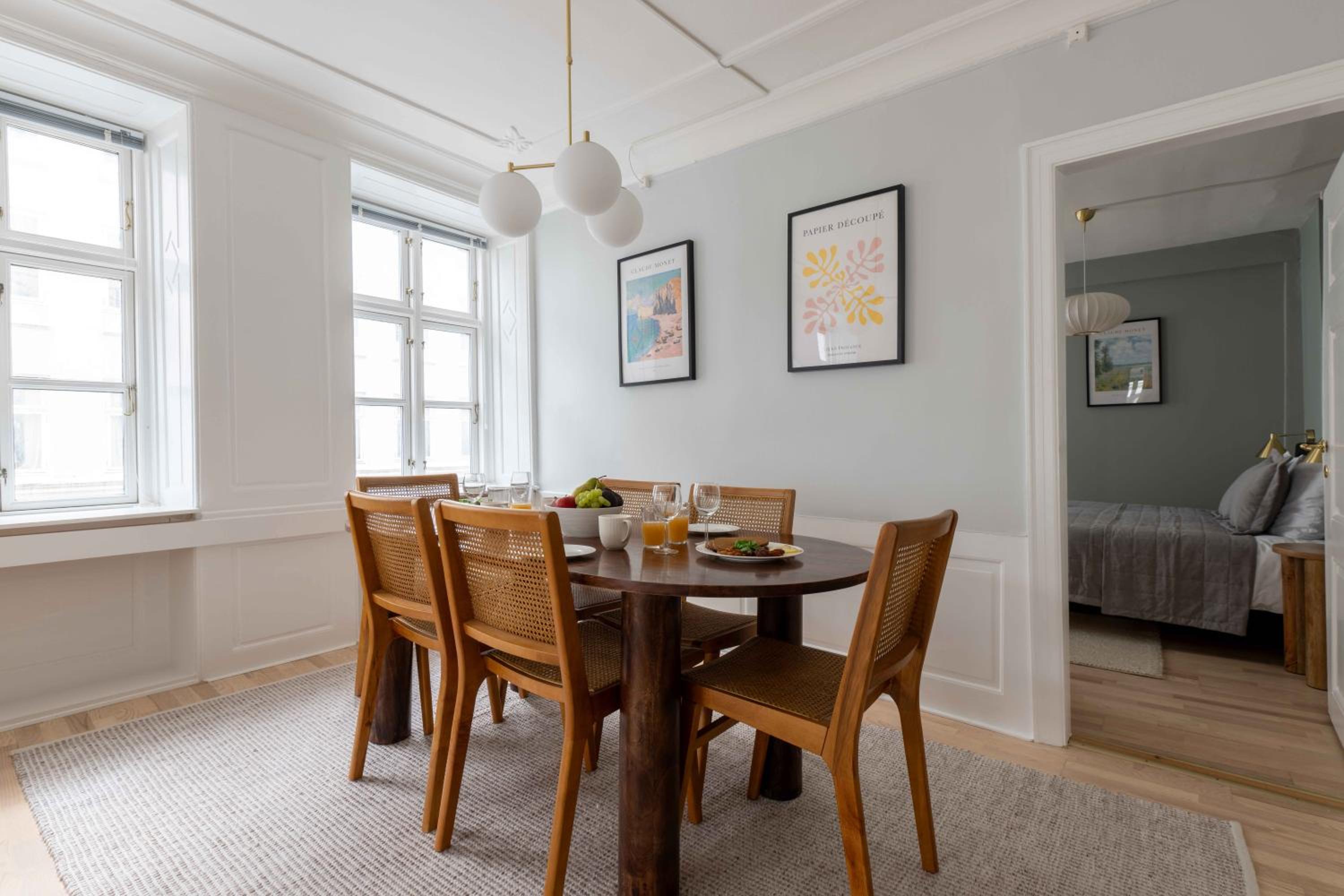 Spacious Tivoli Gardens Apartment w 3 bedrooms