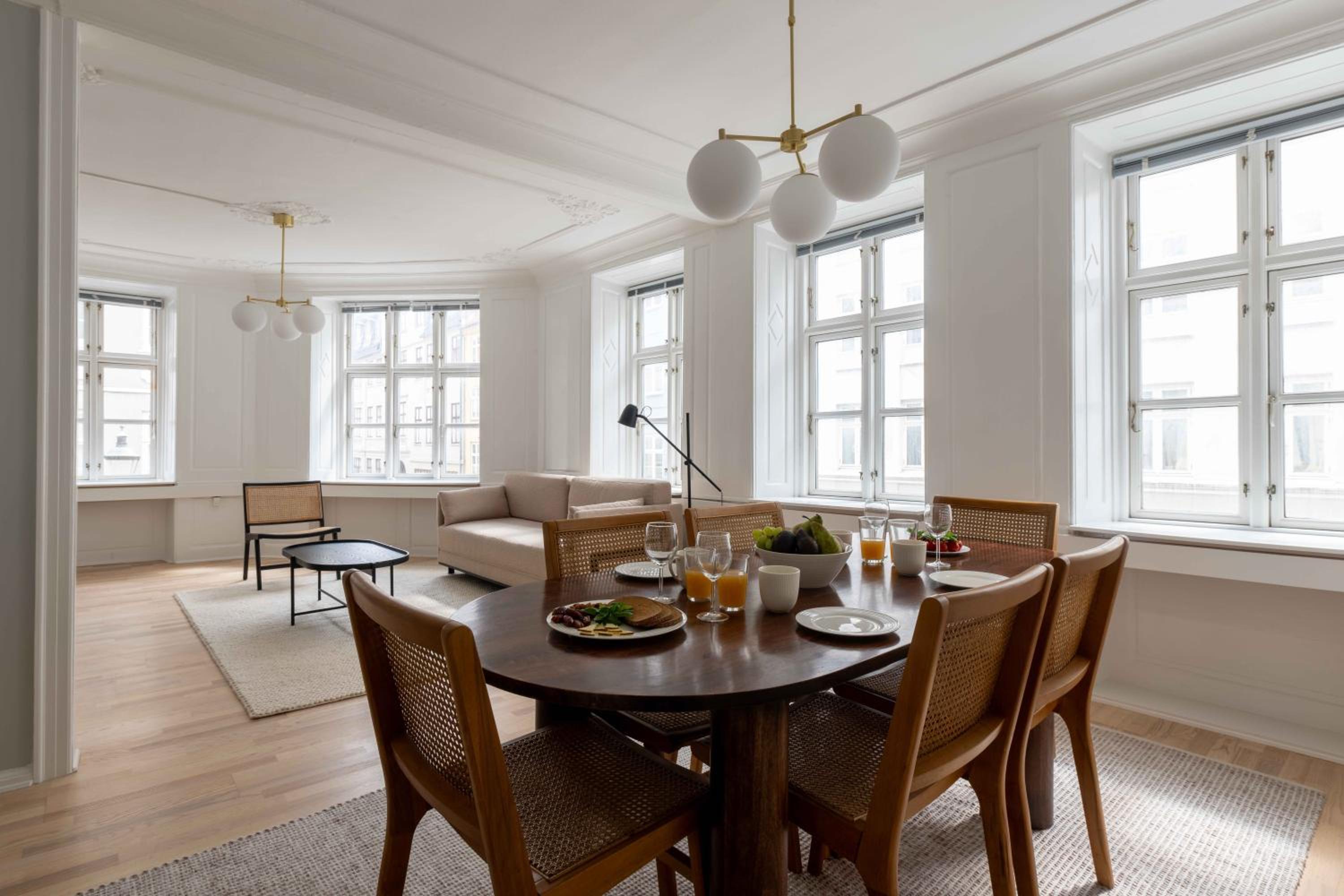 Spacious Tivoli Gardens Apartment w 3 bedrooms