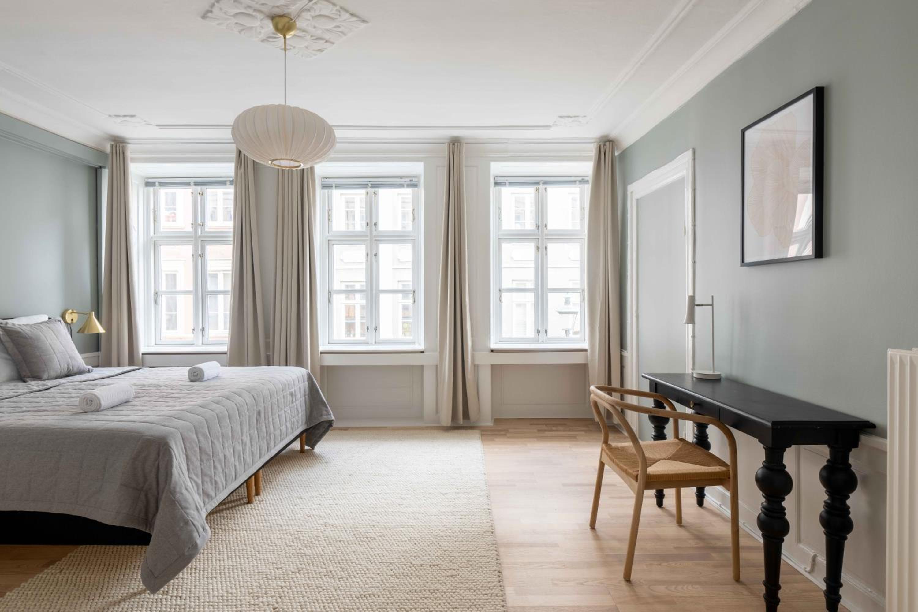 Spacious Tivoli Gardens Apartment w 3 bedrooms