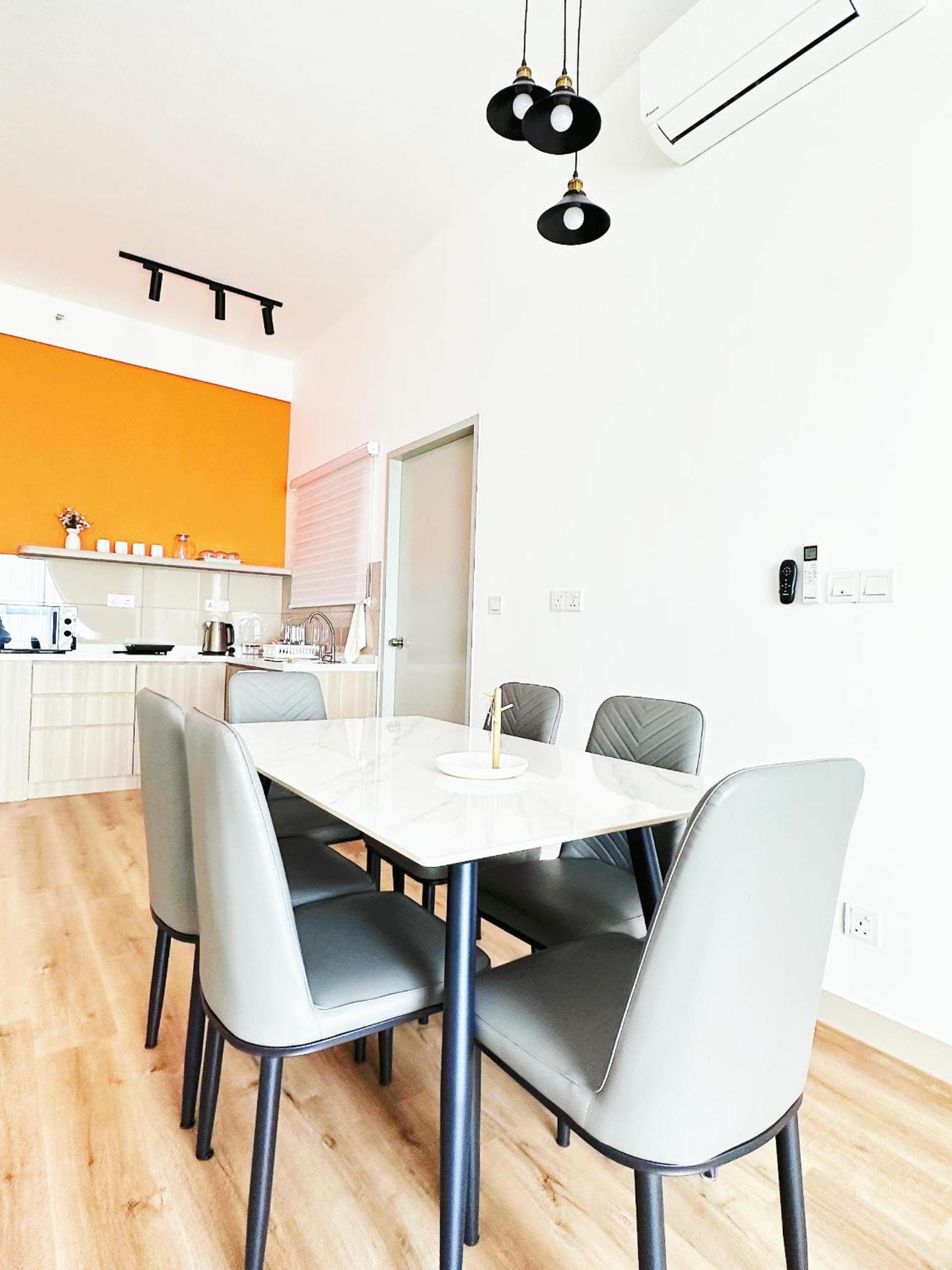 Amber Cove by C Homestay Malacca