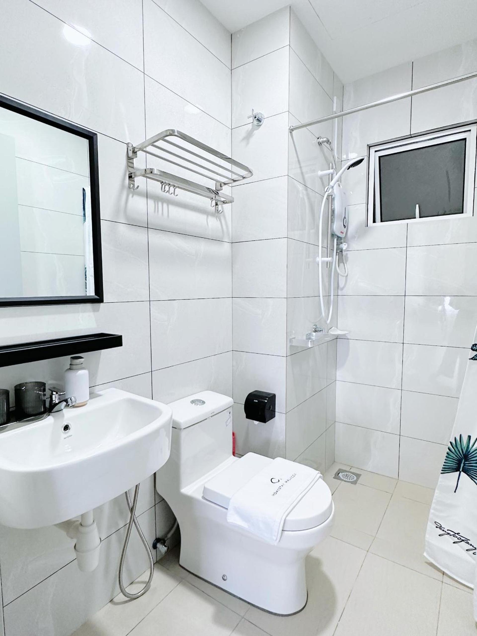 Amber Cove by C Homestay Malacca