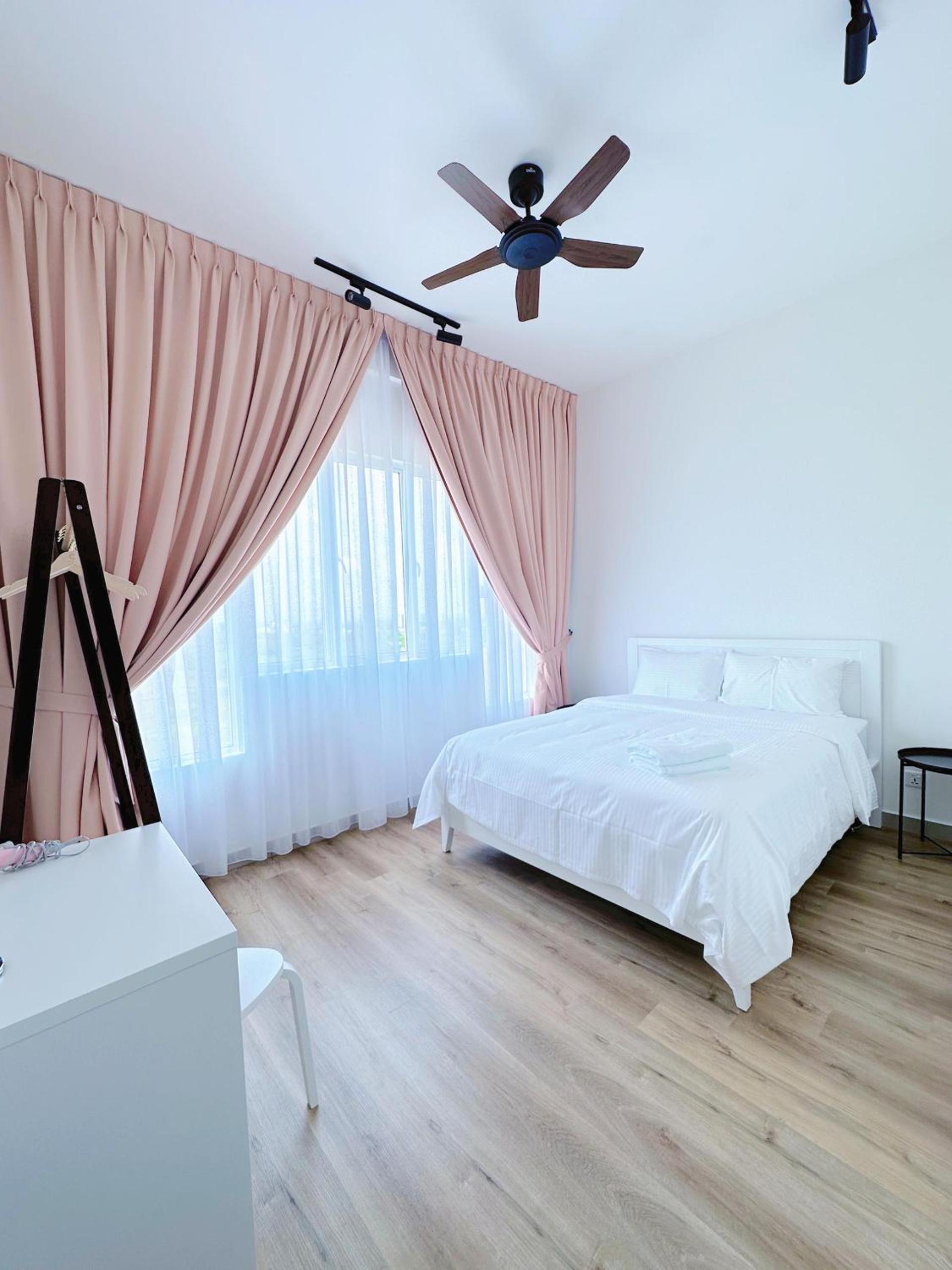 Amber Cove by C Homestay Malacca