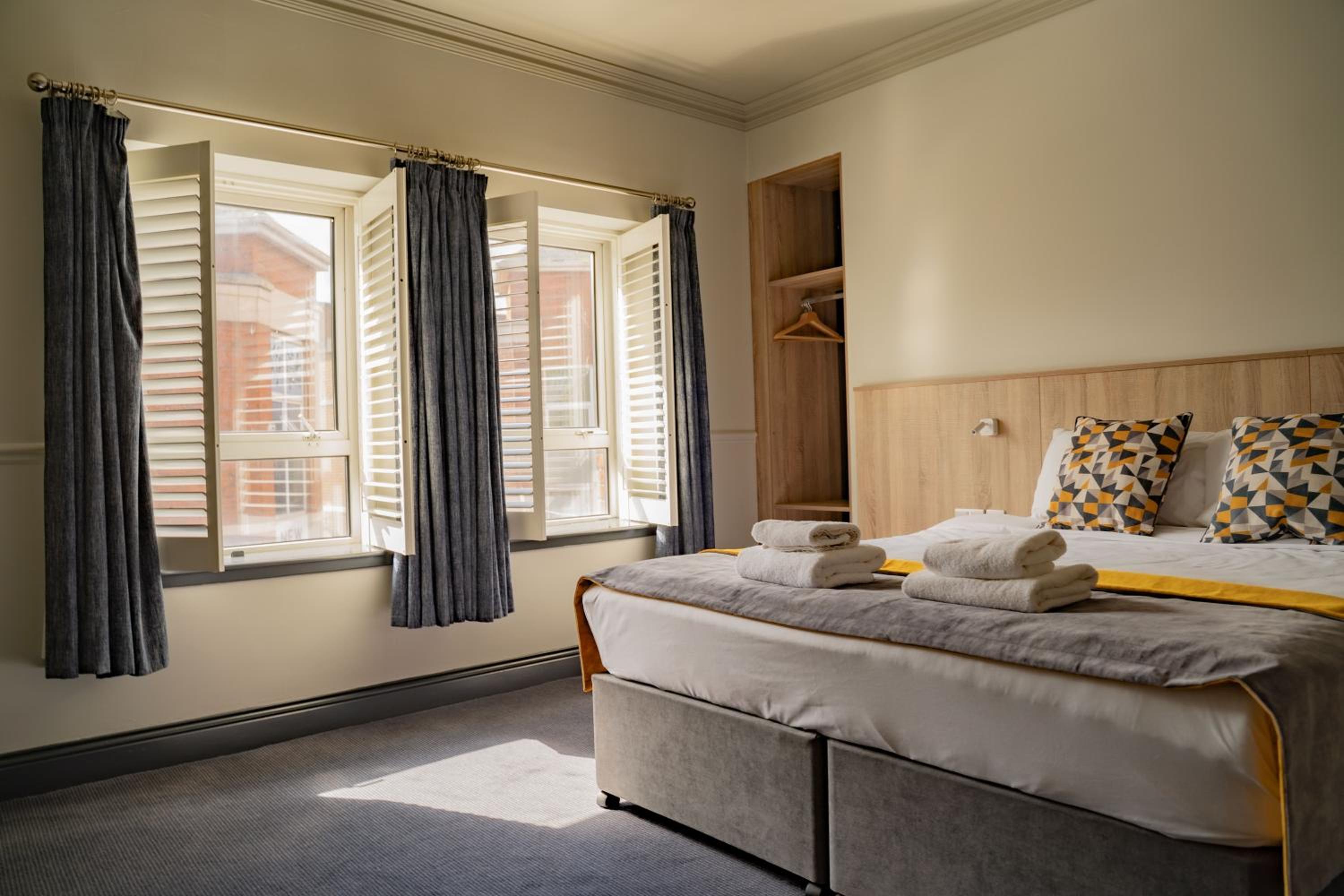 Limerick Vacations - The Old Quarter Townhouse - Property Image 6