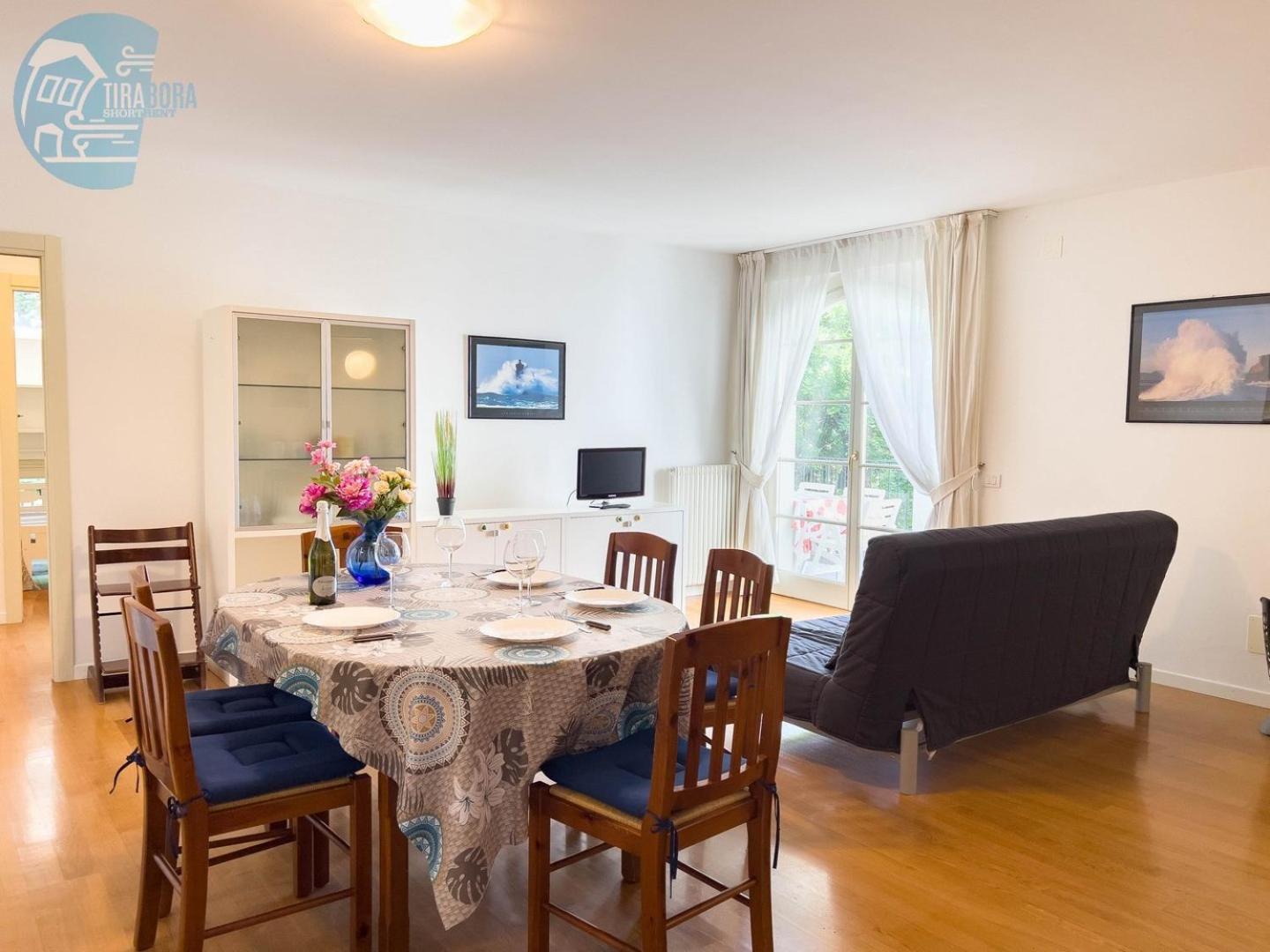 Cattedrale 5 Tirabora Short Rent, con parcheggio privato