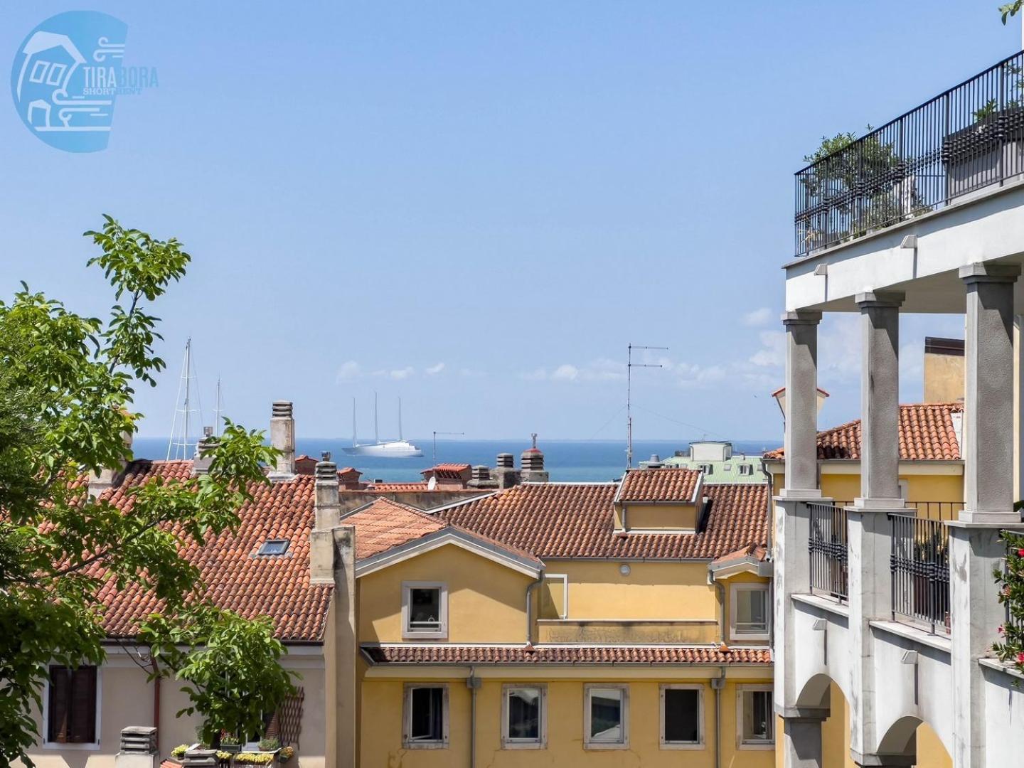 Cattedrale 5 Tirabora Short Rent, con parcheggio privato