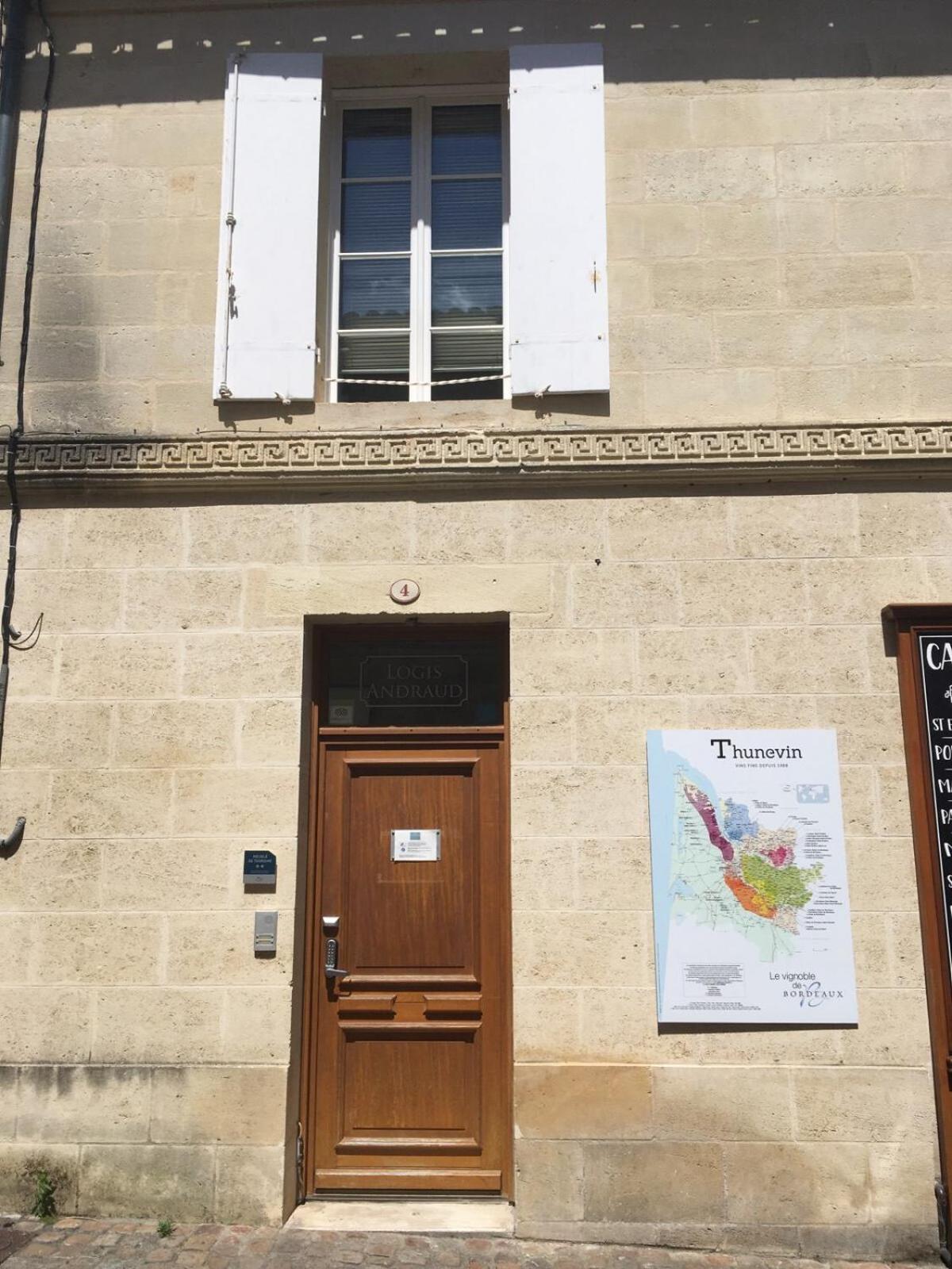 LOGIS ANDRAUD STUDIOS
