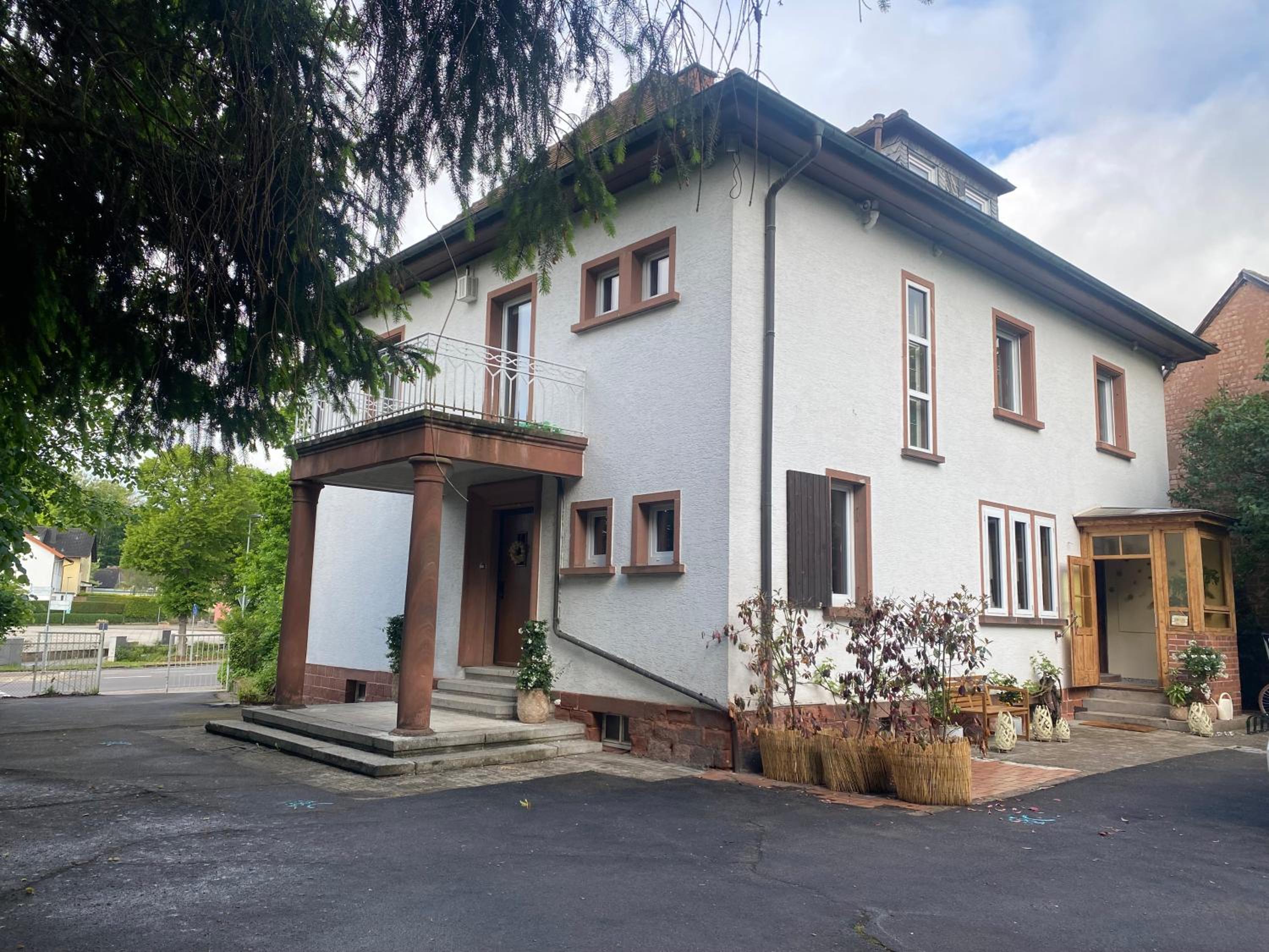 120qm Altbauwohnung view 2