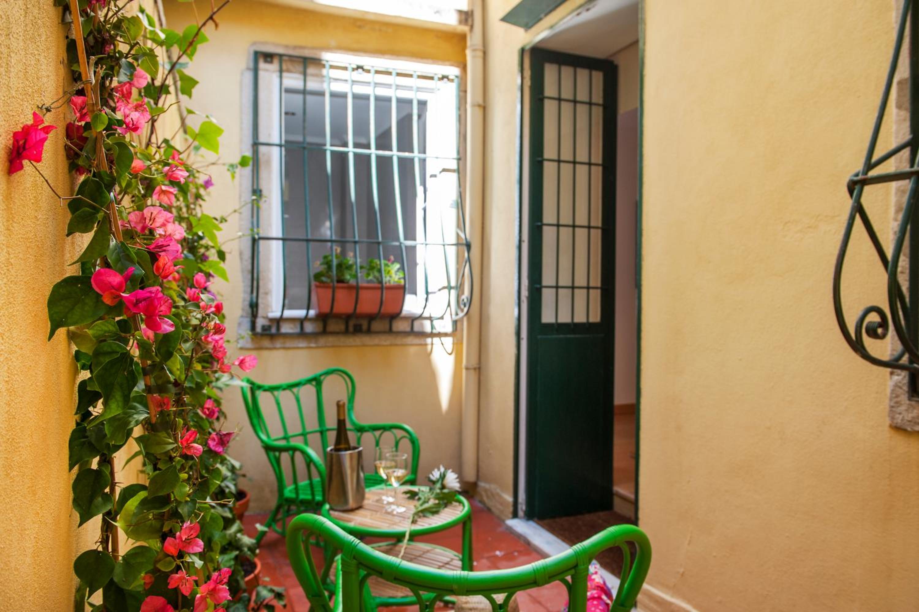 Rossio - Chiado | Lisbon Cheese & Wine Apartments photo 4
