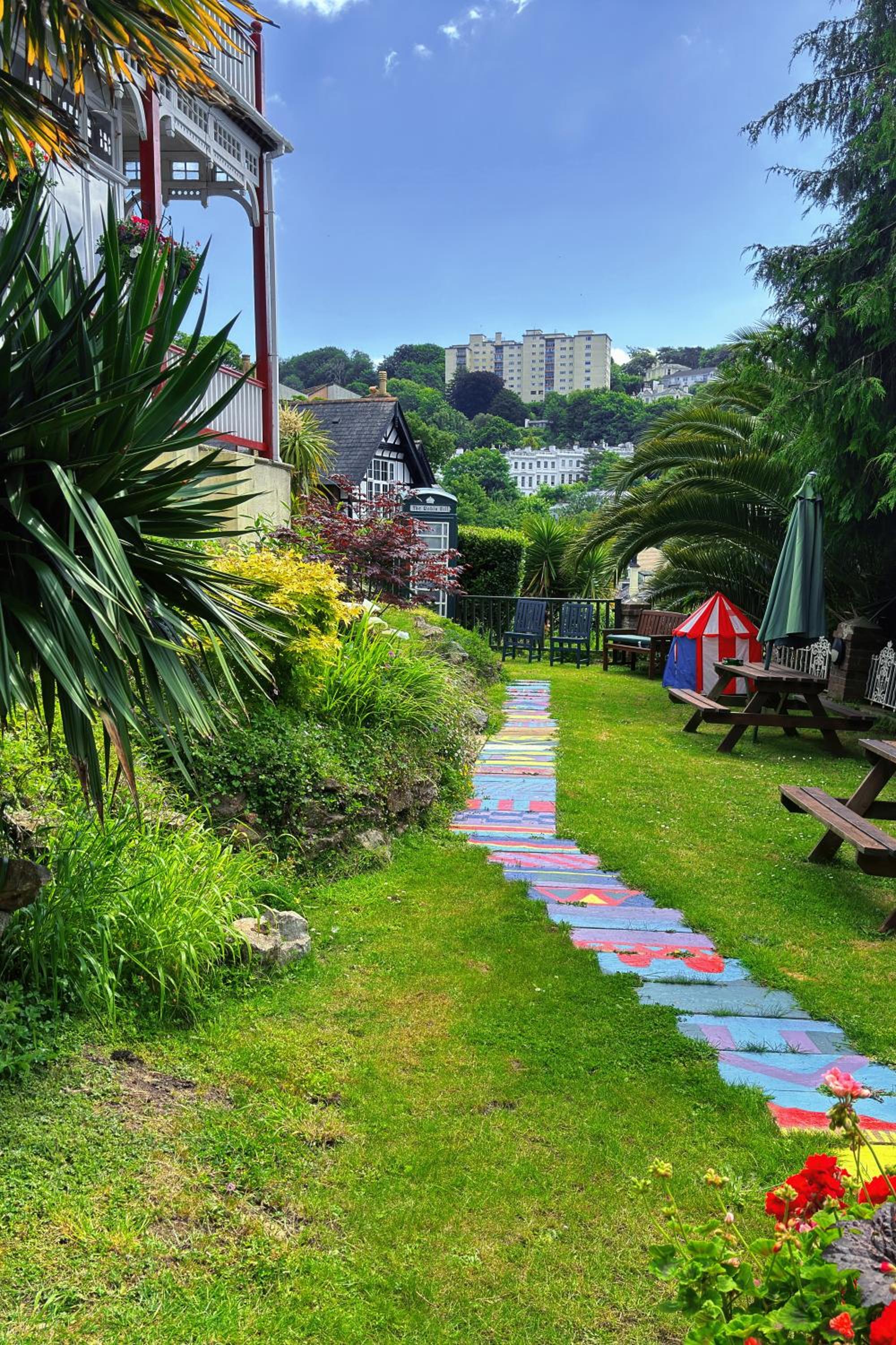 The Robin Hill