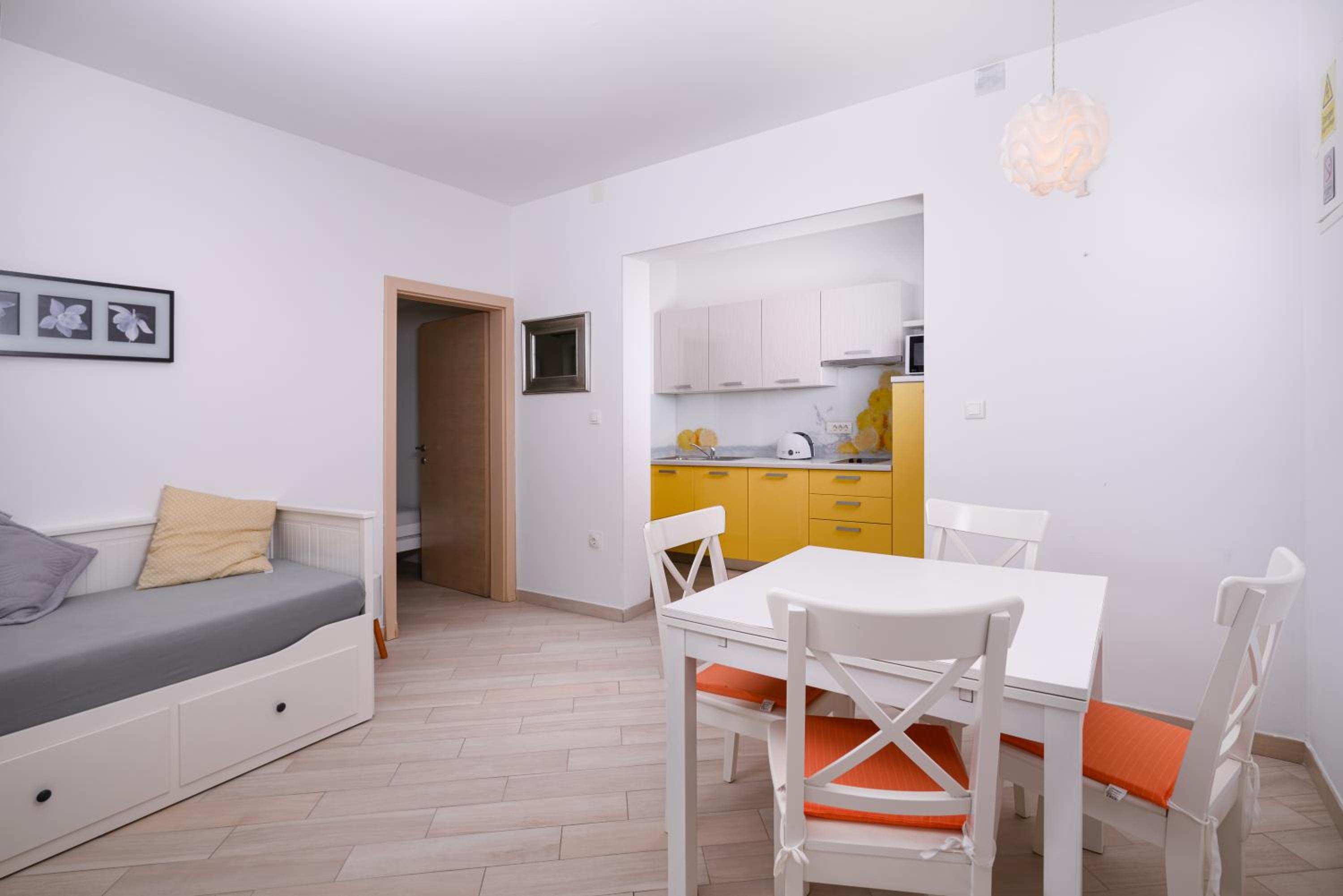 Apartments Mely