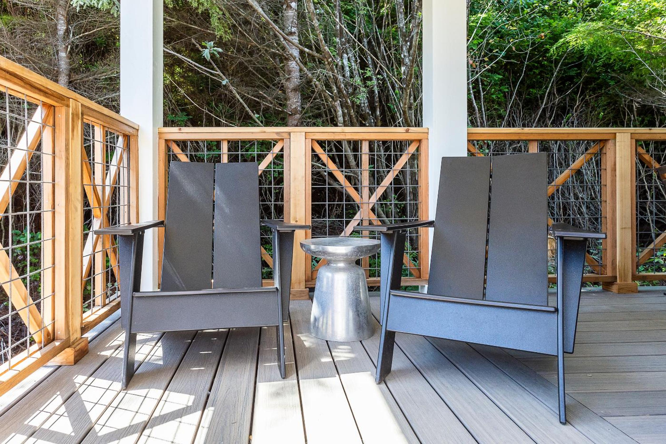 Kelp Wanted by Seabrook Hospitality view 3