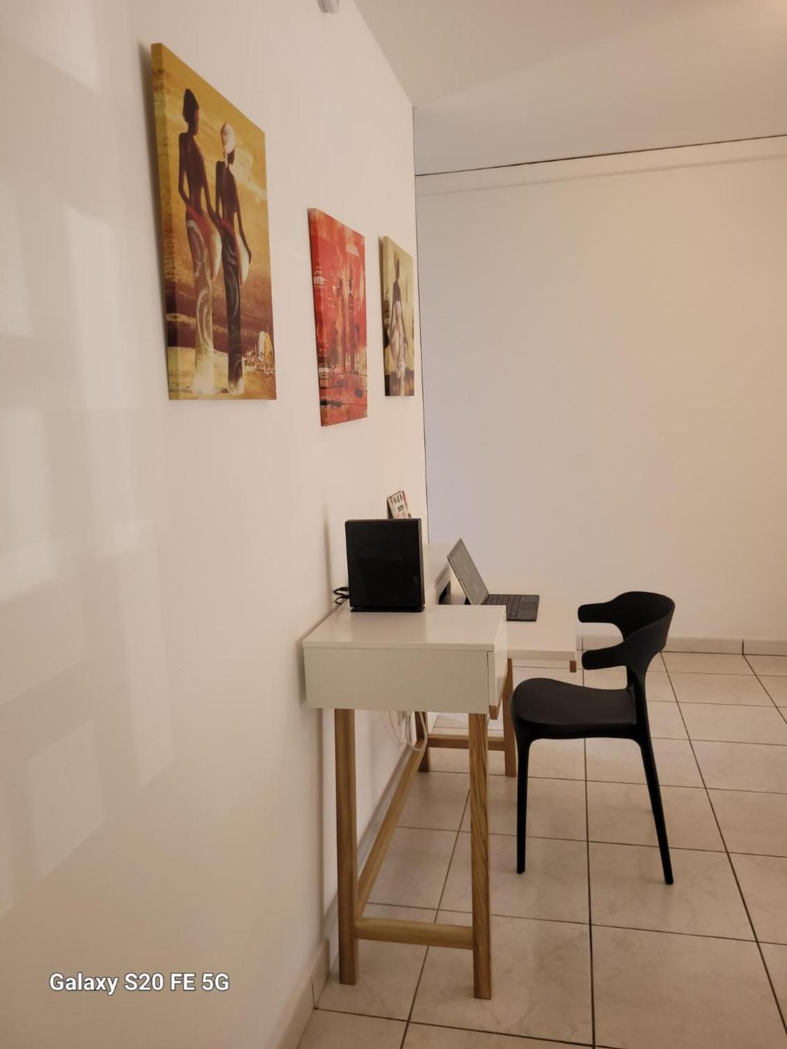 Photo 42