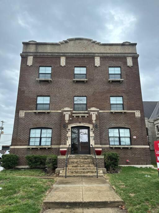 Columbus Gem with Pool Table! Pets Welcome! view 2